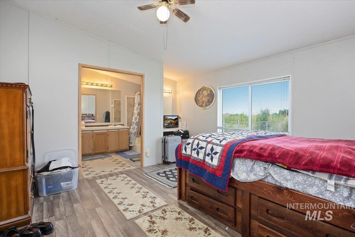 798 W 100 S, Paul, Idaho 83347, 3 Bedrooms, 2 Bathrooms, Residential For Sale, Price $300,000, 98970328