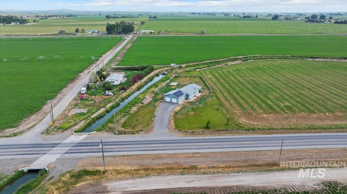 798 W 100 S, Paul, Idaho 83347, 3 Bedrooms, 2 Bathrooms, Residential For Sale, Price $300,000, 98970328