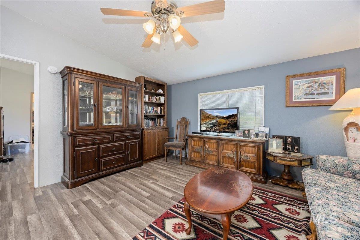 798 W 100 S, Paul, Idaho 83347, 3 Bedrooms, 2 Bathrooms, Residential For Sale, Price $300,000, 98970328