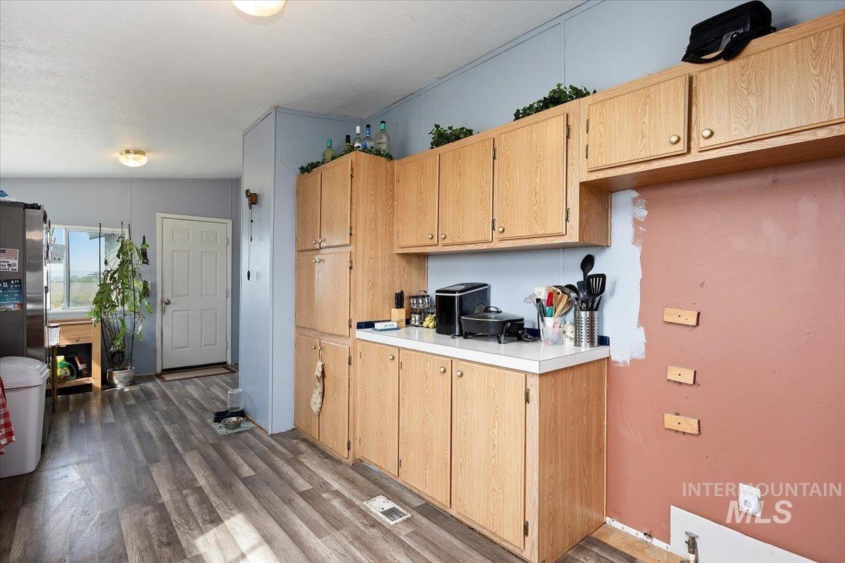 798 W 100 S, Paul, Idaho 83347, 3 Bedrooms, 2 Bathrooms, Residential For Sale, Price $300,000, 98970328