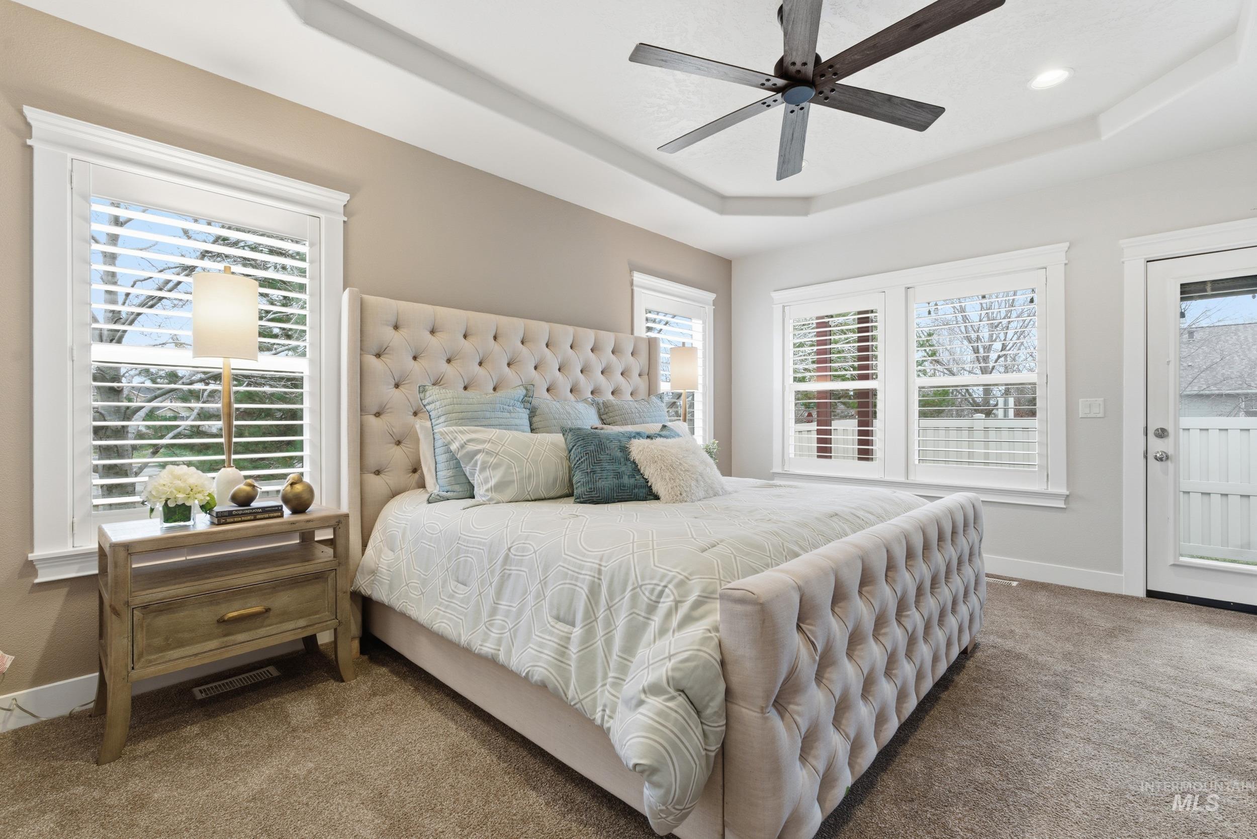 8127 N Sundial Way, Boise, Idaho 83714, 3 Bedrooms, 2 Bathrooms, Residential For Sale, Price $479,000, 98970335