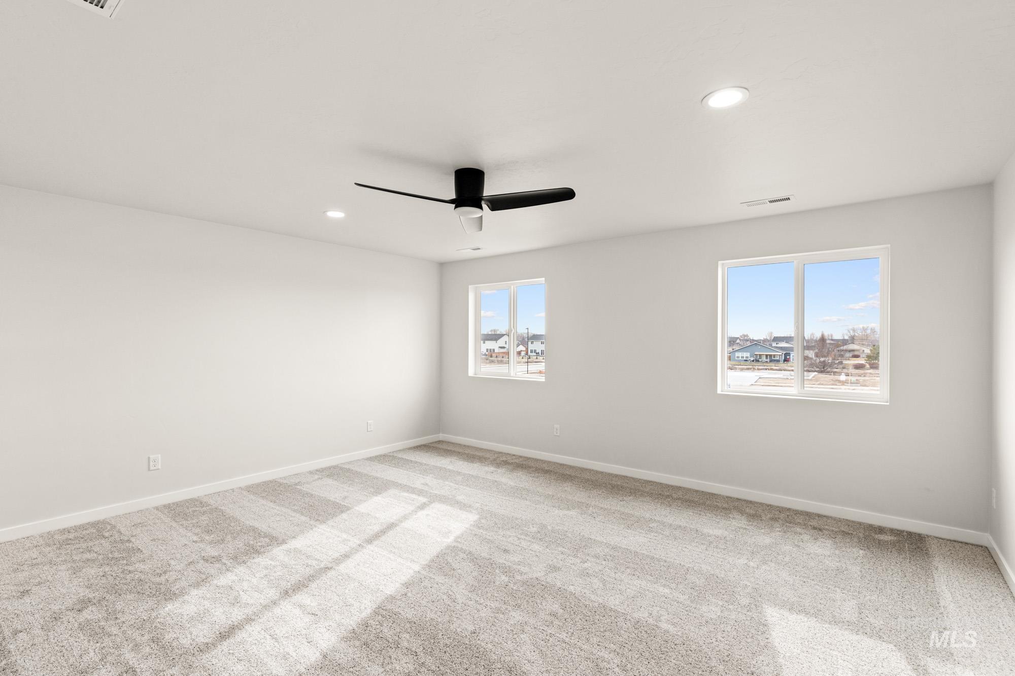 1533 Long Pond St, Middleton, Idaho 83644, 5 Bedrooms, 2.5 Bathrooms, Residential For Sale, Price $519,990,MLS 98970337