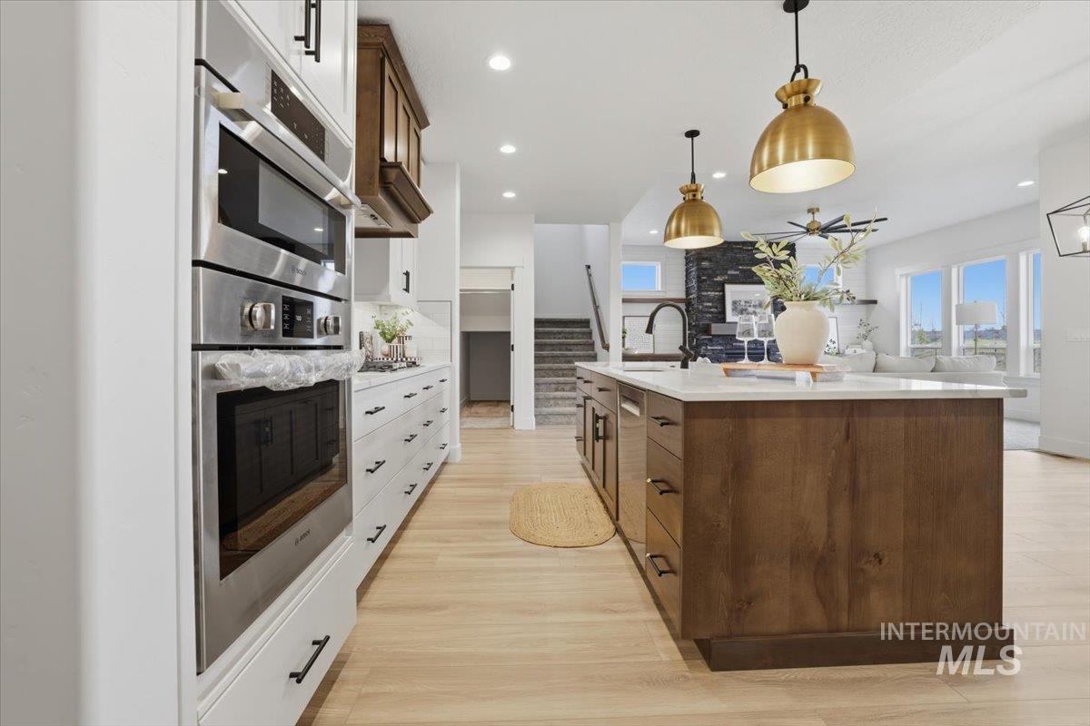 7838 W Flathead Lake St, Eagle, Idaho 83616, 3 Bedrooms, 3 Bathrooms, Residential For Sale, Price $899,500, 98970341