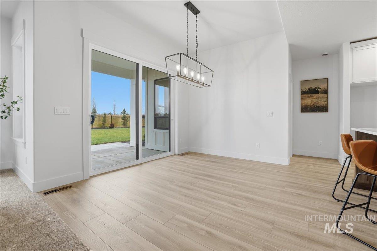 7838 W Flathead Lake St, Eagle, Idaho 83616, 3 Bedrooms, 3 Bathrooms, Residential For Sale, Price $899,500, 98970341