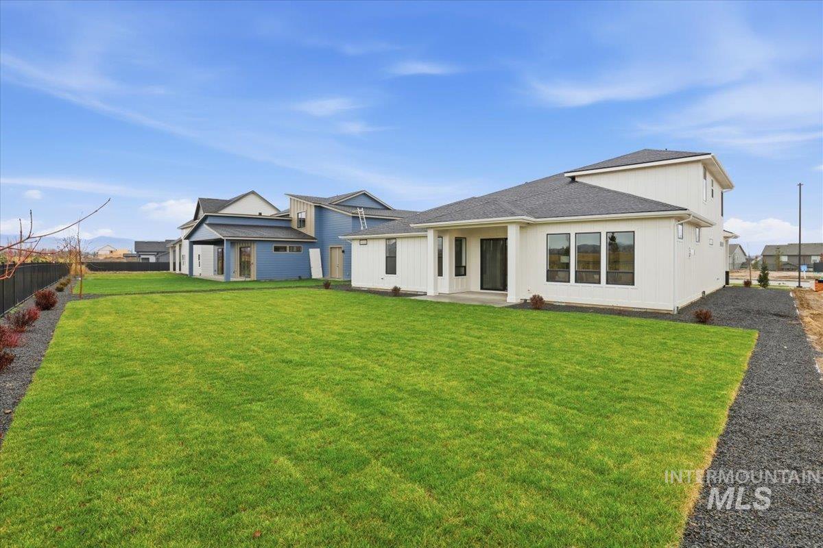 7838 W Flathead Lake St, Eagle, Idaho 83616, 3 Bedrooms, 3 Bathrooms, Residential For Sale, Price $899,500, 98970341