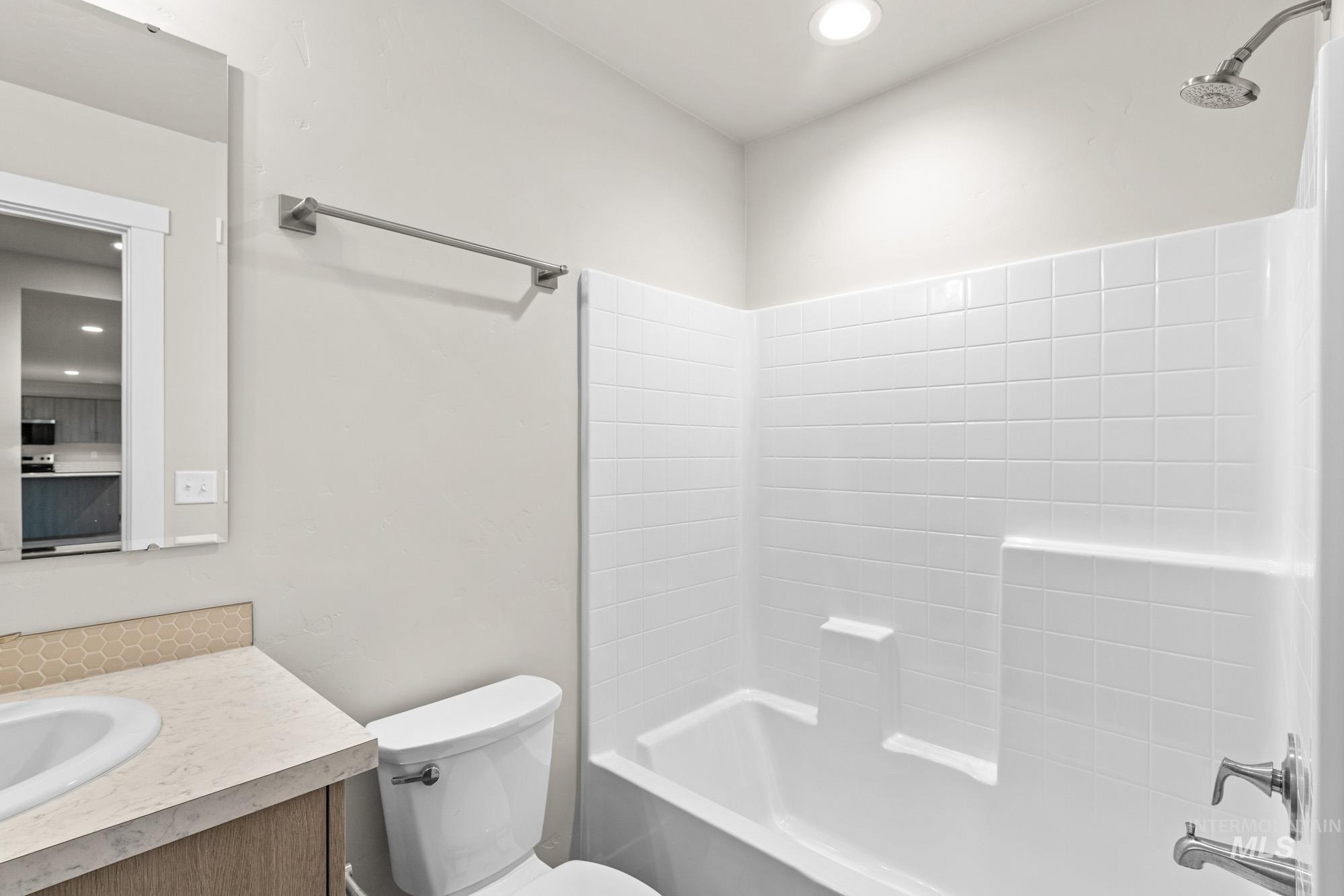 18445 N Trumpet Lily Ave, Nampa, Idaho 83687, 4 Bedrooms, 3 Bathrooms, Residential For Sale, Price $579,990,MLS 98970343