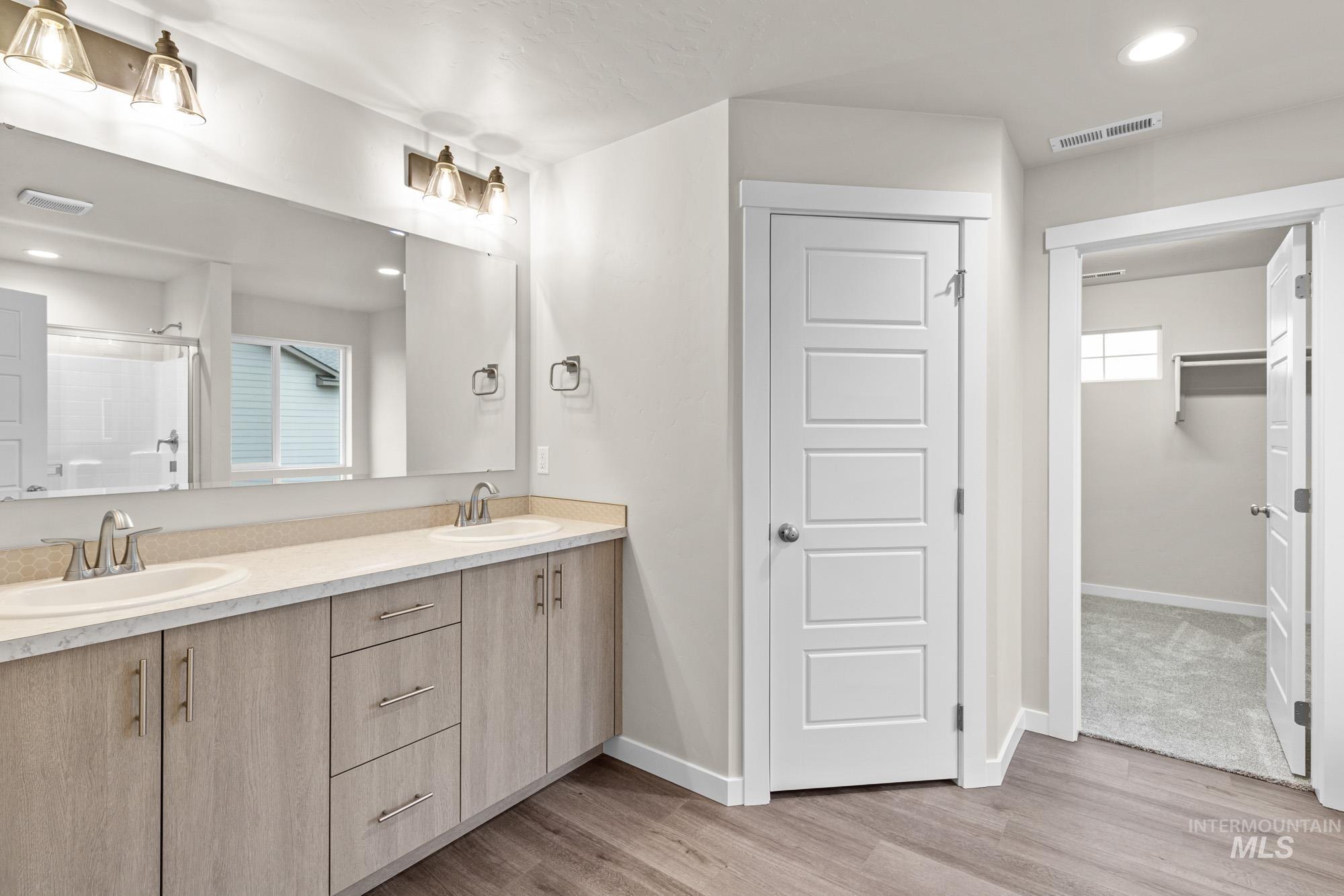 18445 N Trumpet Lily Ave, Nampa, Idaho 83687, 4 Bedrooms, 3 Bathrooms, Residential For Sale, Price $579,990,MLS 98970343