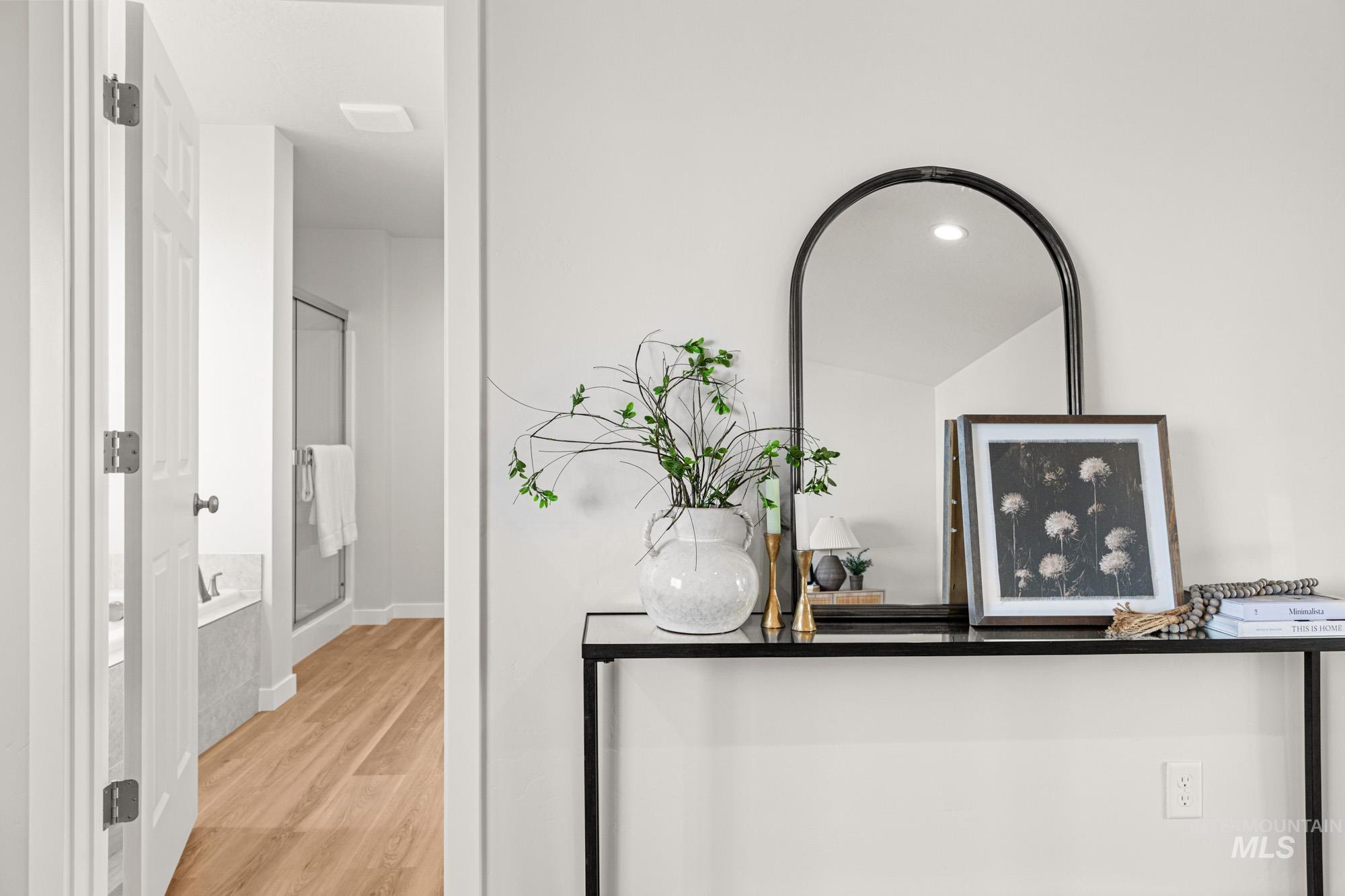 17381 N Aspen Springs Way, Nampa, Idaho 83687, 4 Bedrooms, 2.5 Bathrooms, Residential For Sale, Price $549,990,MLS 98970344