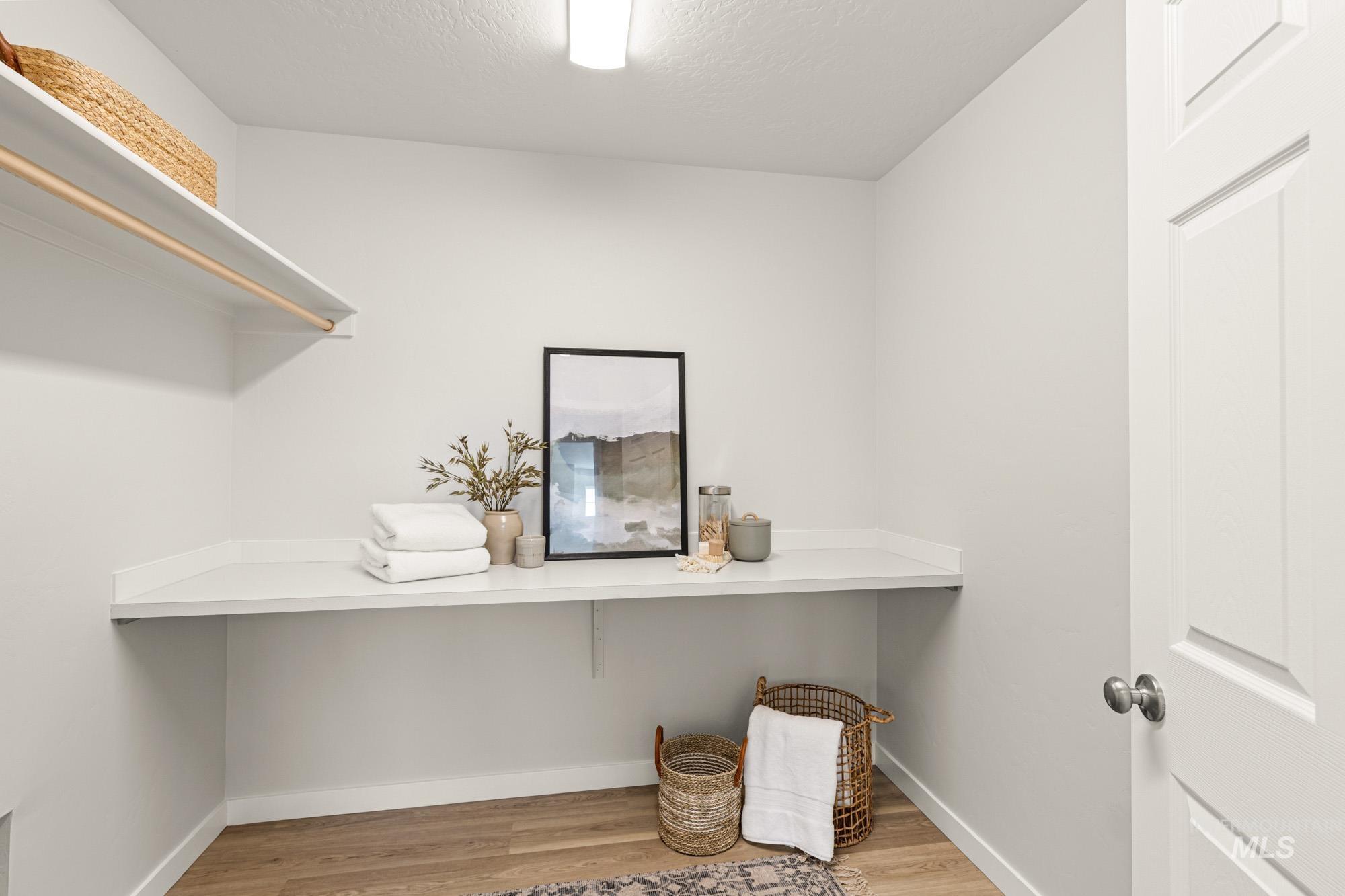 17381 N Aspen Springs Way, Nampa, Idaho 83687, 4 Bedrooms, 2.5 Bathrooms, Residential For Sale, Price $549,990,MLS 98970344