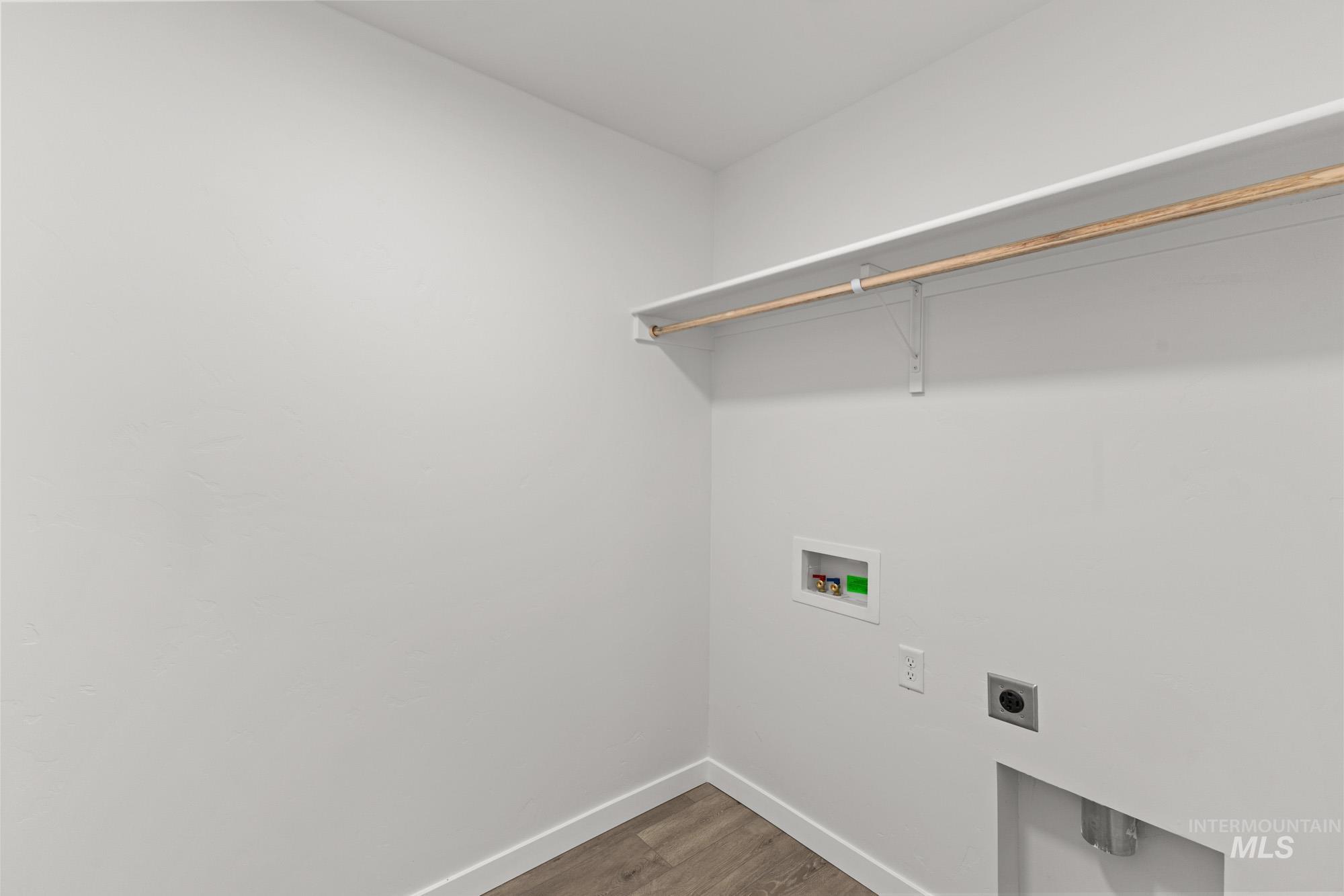 2943 E Mossy Creek Dr, Kuna, Idaho 83634, 3 Bedrooms, 2.5 Bathrooms, Residential For Sale, Price $389,990,MLS 98970347