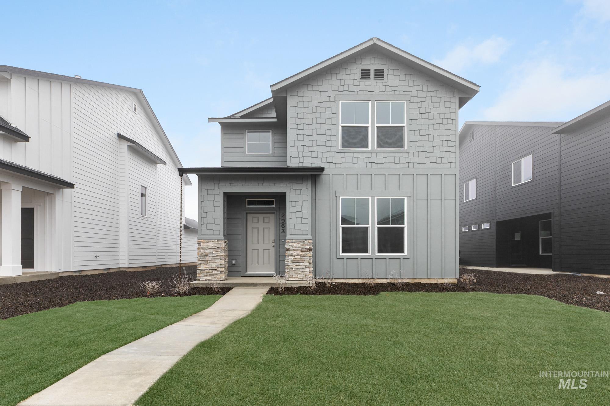 2963 E Mossy Creek Dr, Kuna, Idaho 83634, 3 Bedrooms, 2.5 Bathrooms, Residential For Sale, Price $394,990,MLS 98970348