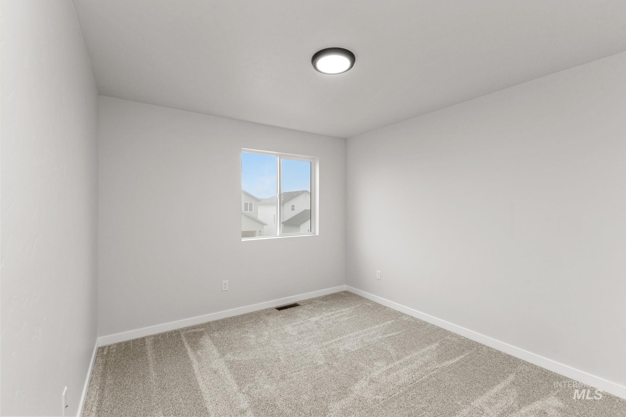 2963 E Mossy Creek Dr, Kuna, Idaho 83634, 3 Bedrooms, 2.5 Bathrooms, Residential For Sale, Price $394,990,MLS 98970348