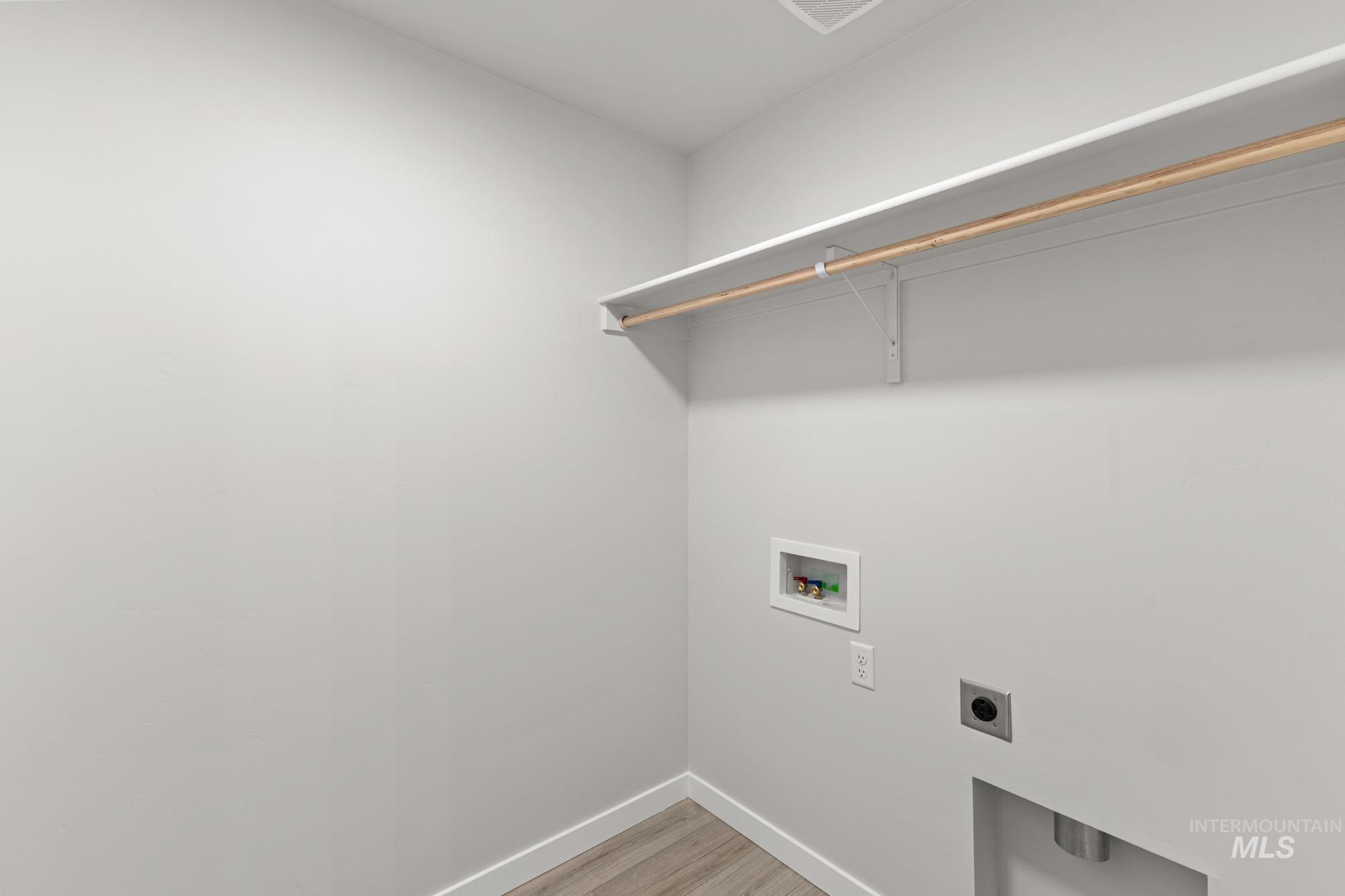 2963 E Mossy Creek Dr, Kuna, Idaho 83634, 3 Bedrooms, 2.5 Bathrooms, Residential For Sale, Price $394,990,MLS 98970348