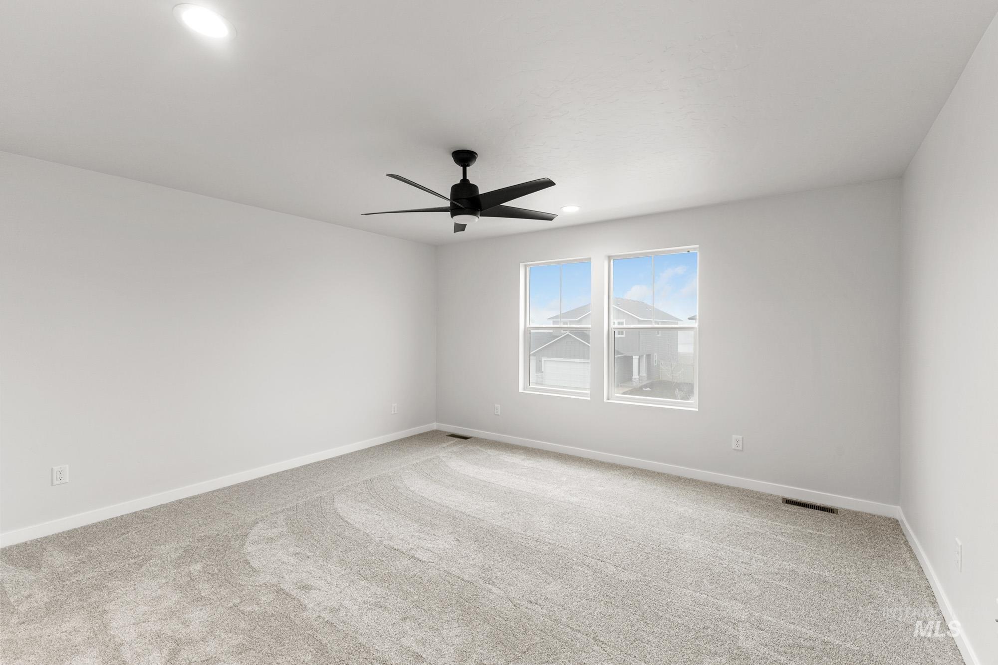 2963 E Mossy Creek Dr, Kuna, Idaho 83634, 3 Bedrooms, 2.5 Bathrooms, Residential For Sale, Price $394,990,MLS 98970348