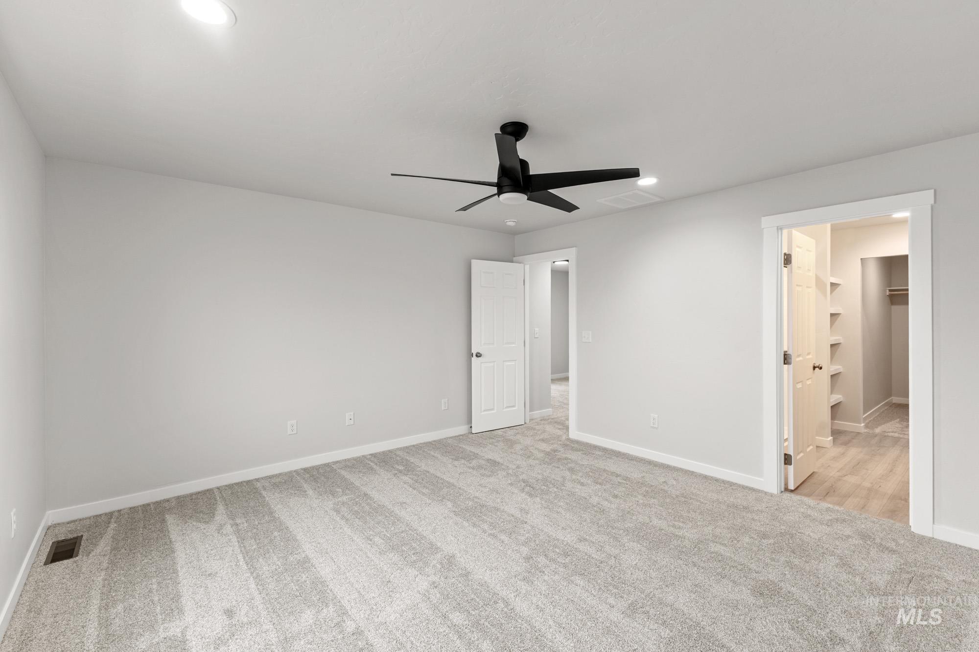 2963 E Mossy Creek Dr, Kuna, Idaho 83634, 3 Bedrooms, 2.5 Bathrooms, Residential For Sale, Price $394,990,MLS 98970348