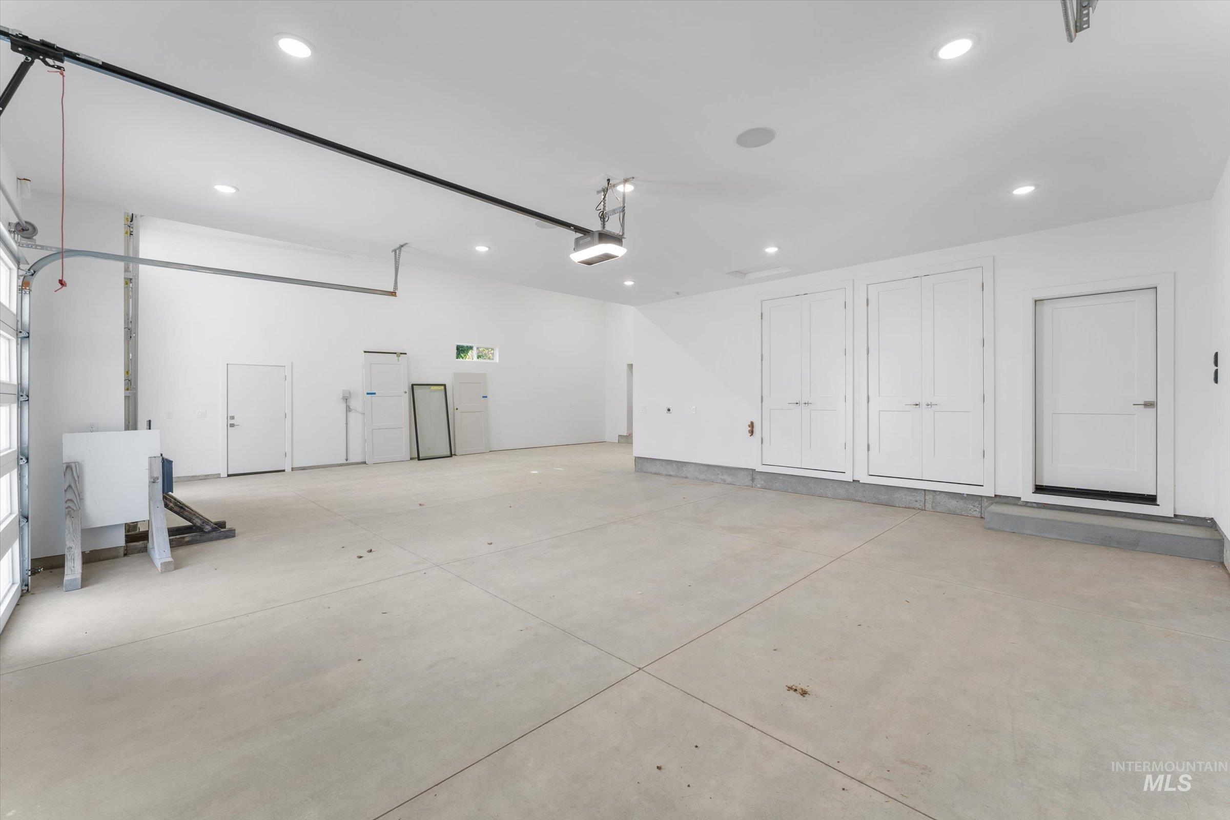 64 E Shafer View Drive, Meridian, Idaho 83642, 4 Bedrooms, 3.5 Bathrooms, Residential For Sale, Price $1,499,000, 98970356