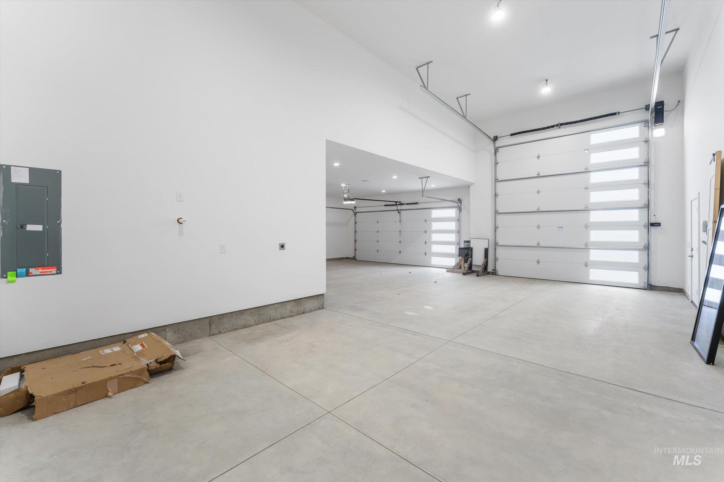 64 E Shafer View Drive, Meridian, Idaho 83642, 4 Bedrooms, 3.5 Bathrooms, Residential For Sale, Price $1,499,000, 98970356