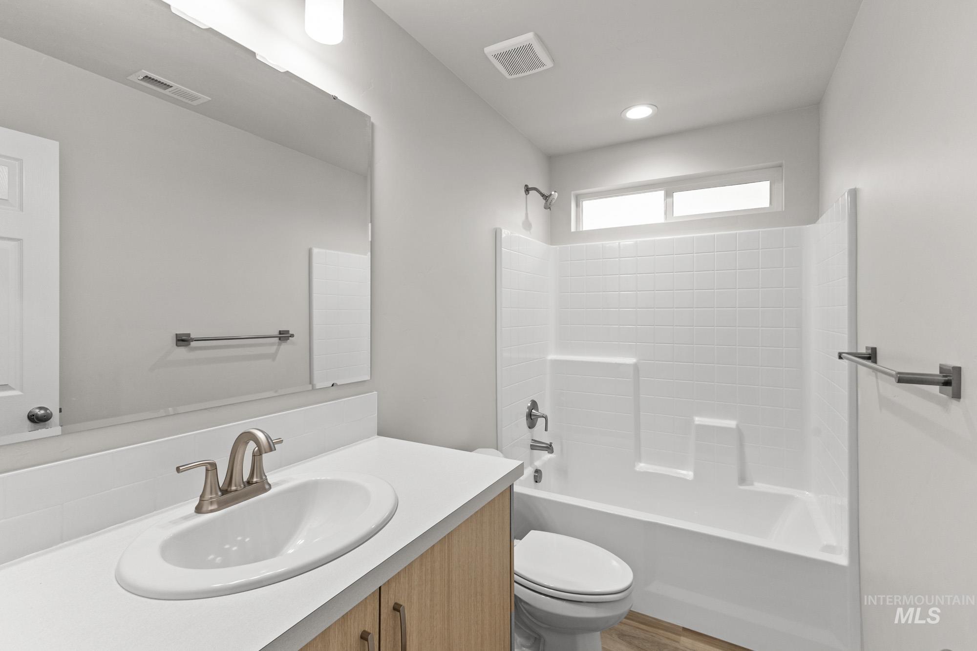 3466 E Boxelder Dr, Nampa, Idaho 83686, 4 Bedrooms, 2 Bathrooms, Residential For Sale, Price $429,990,MLS 98970361