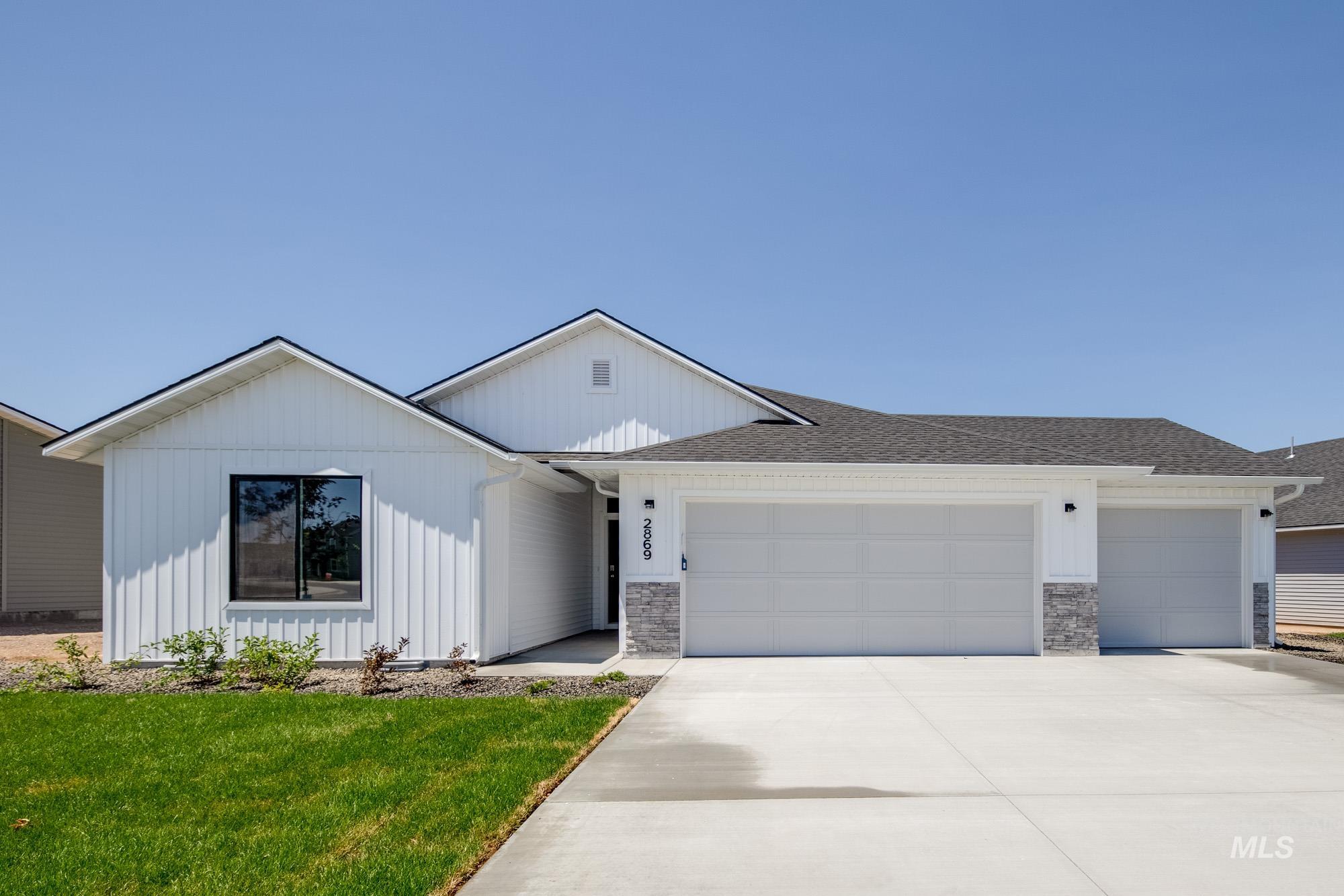 3150 S Maple Ranch Way, Nampa, Idaho 83686, 4 Bedrooms, 2 Bathrooms, Residential For Sale, Price $454,990, 98970364