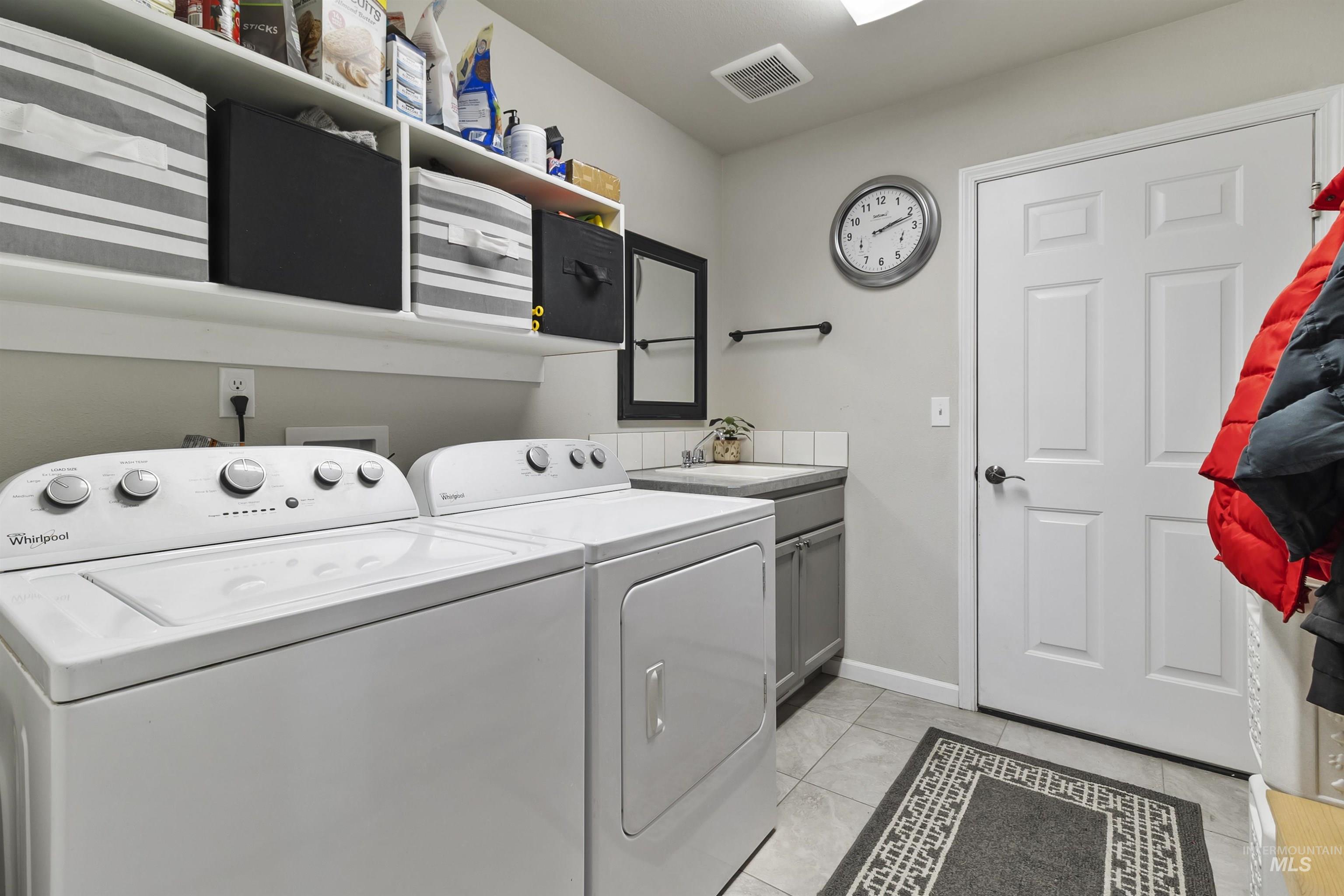 1009 Chaney Rd, Viola, Idaho 83872, 3 Bedrooms, 2 Bathrooms, Residential For Sale, Price $629,000, 98970367