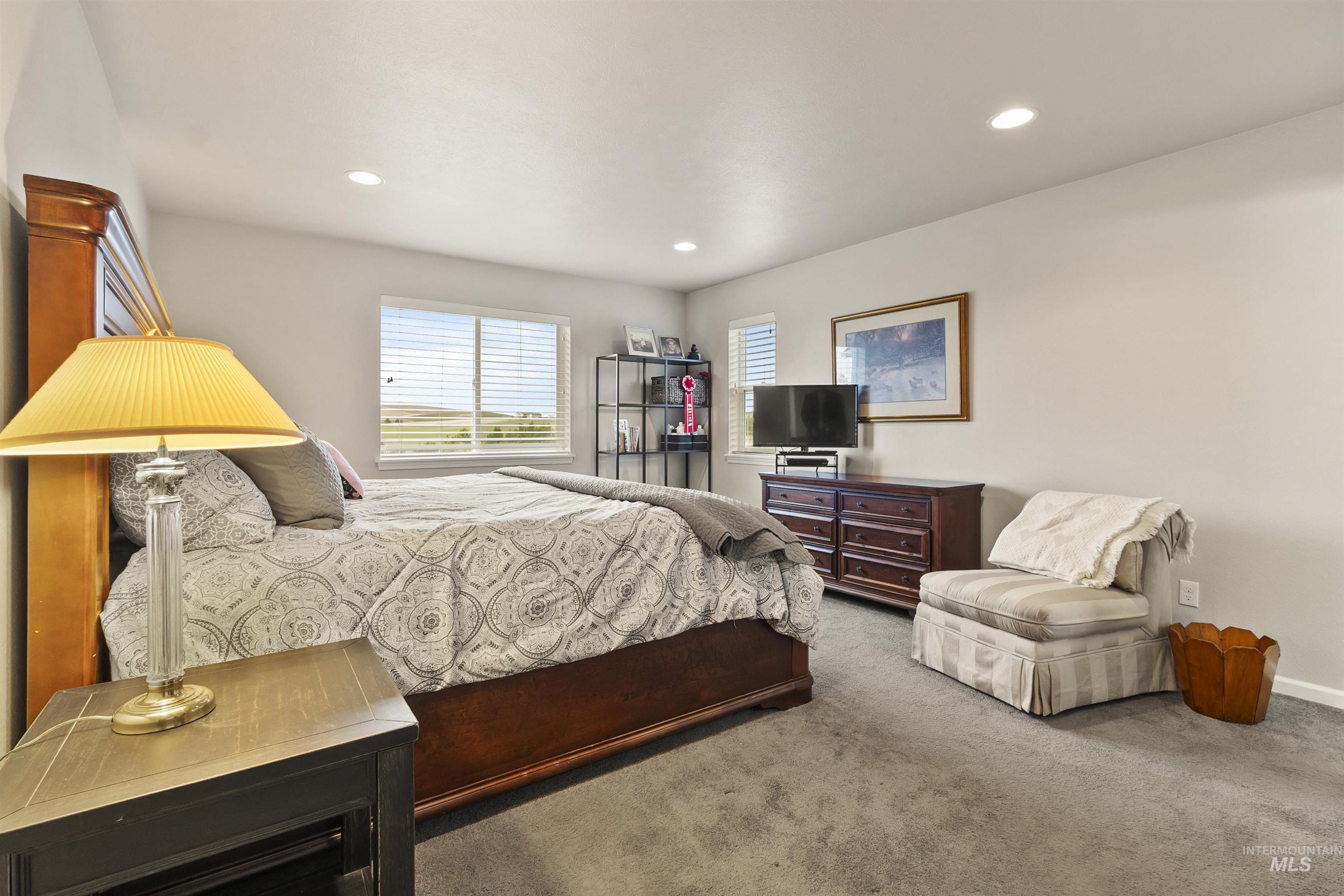 1009 Chaney Rd, Viola, Idaho 83872, 3 Bedrooms, 2 Bathrooms, Residential For Sale, Price $629,000, 98970367