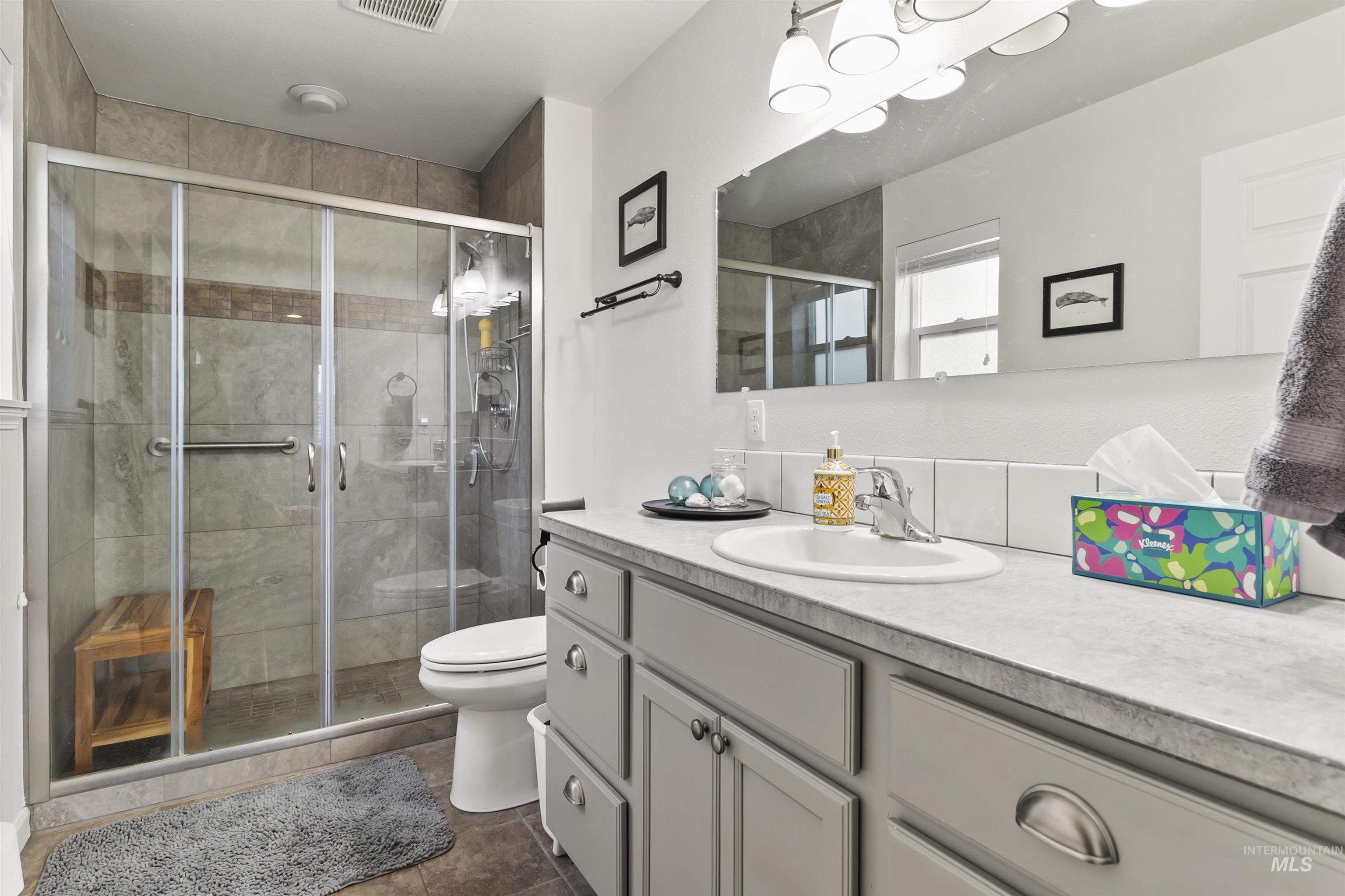 1009 Chaney Rd, Viola, Idaho 83872, 3 Bedrooms, 2 Bathrooms, Residential For Sale, Price $629,000, 98970367