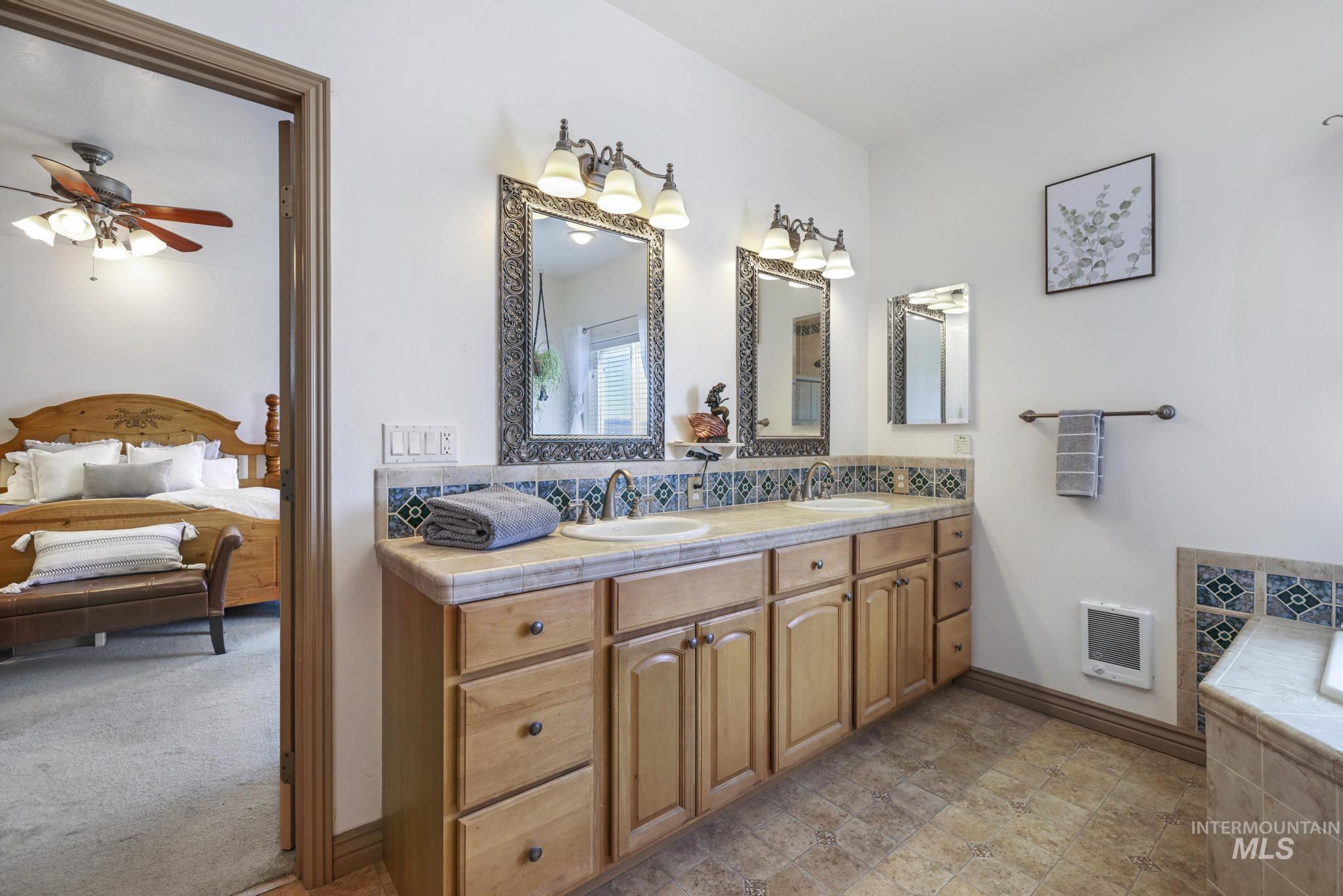 1855 E 1300 South, Gooding, Idaho 83330, 5 Bedrooms, 4 Bathrooms, Residential For Sale, Price $1,199,000, 98970373