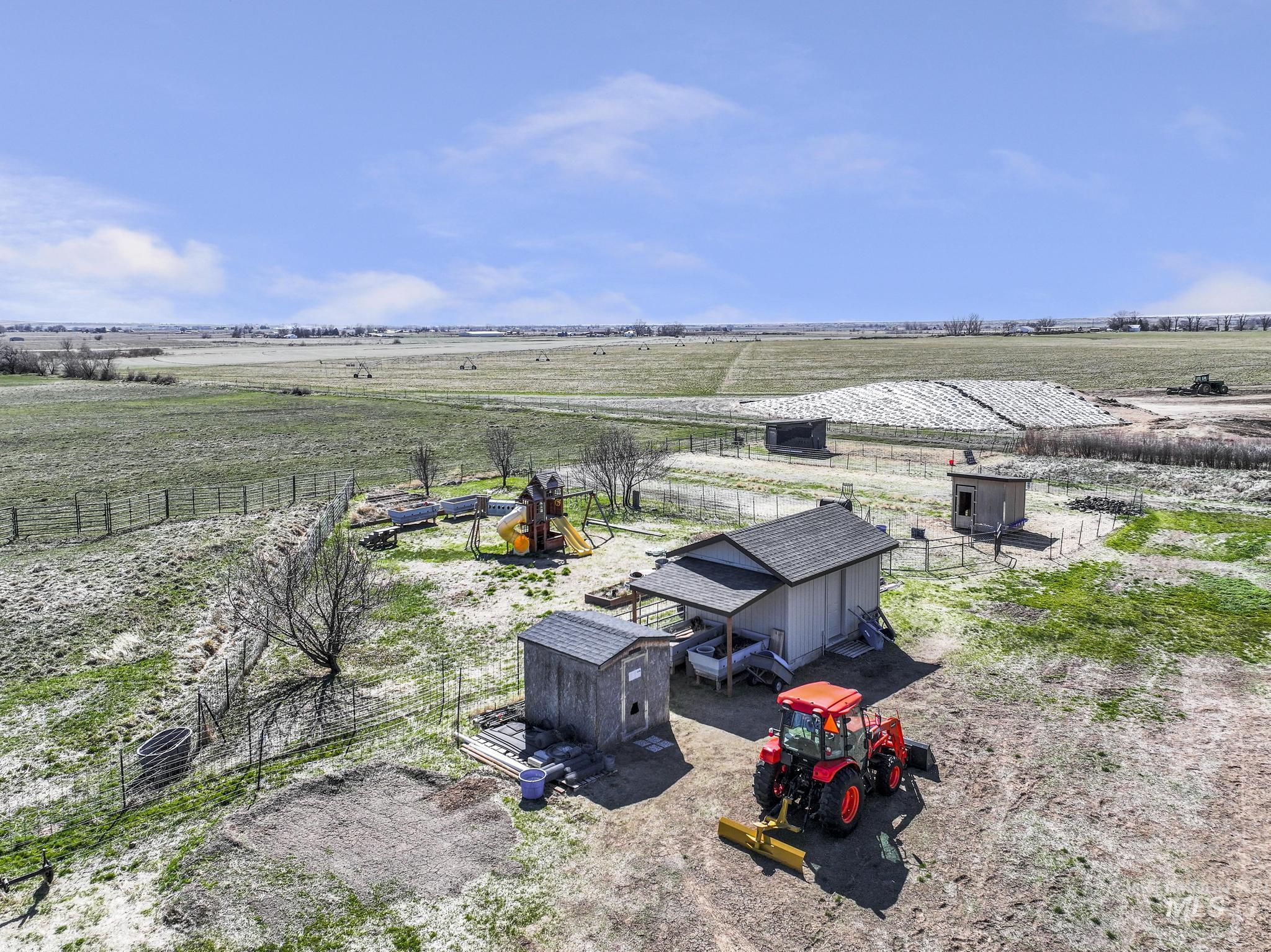 1855 E 1300 South, Gooding, Idaho 83330, 5 Bedrooms, 4 Bathrooms, Residential For Sale, Price $1,199,000, 98970373