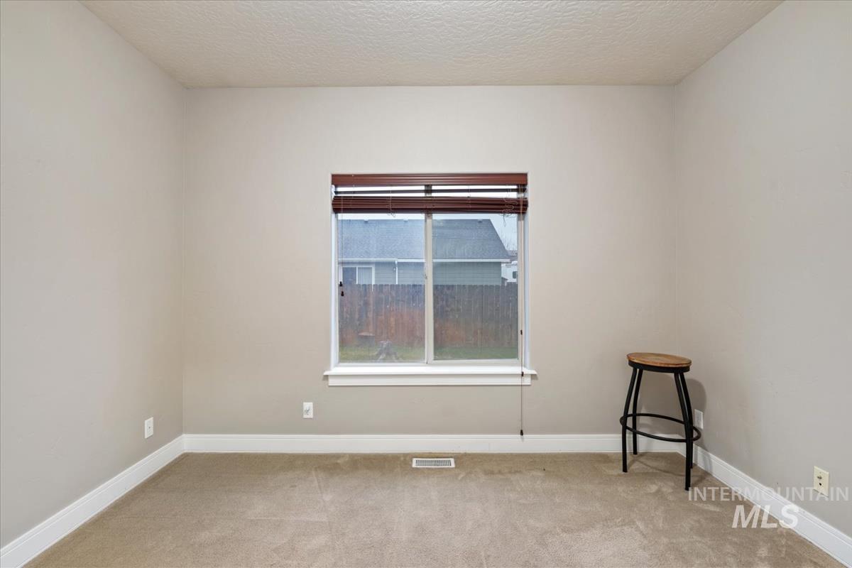 640 SW Miner, Mountain Home, Idaho 83647, 4 Bedrooms, 2.5 Bathrooms, Residential For Sale, Price $420,000,MLS 98970379