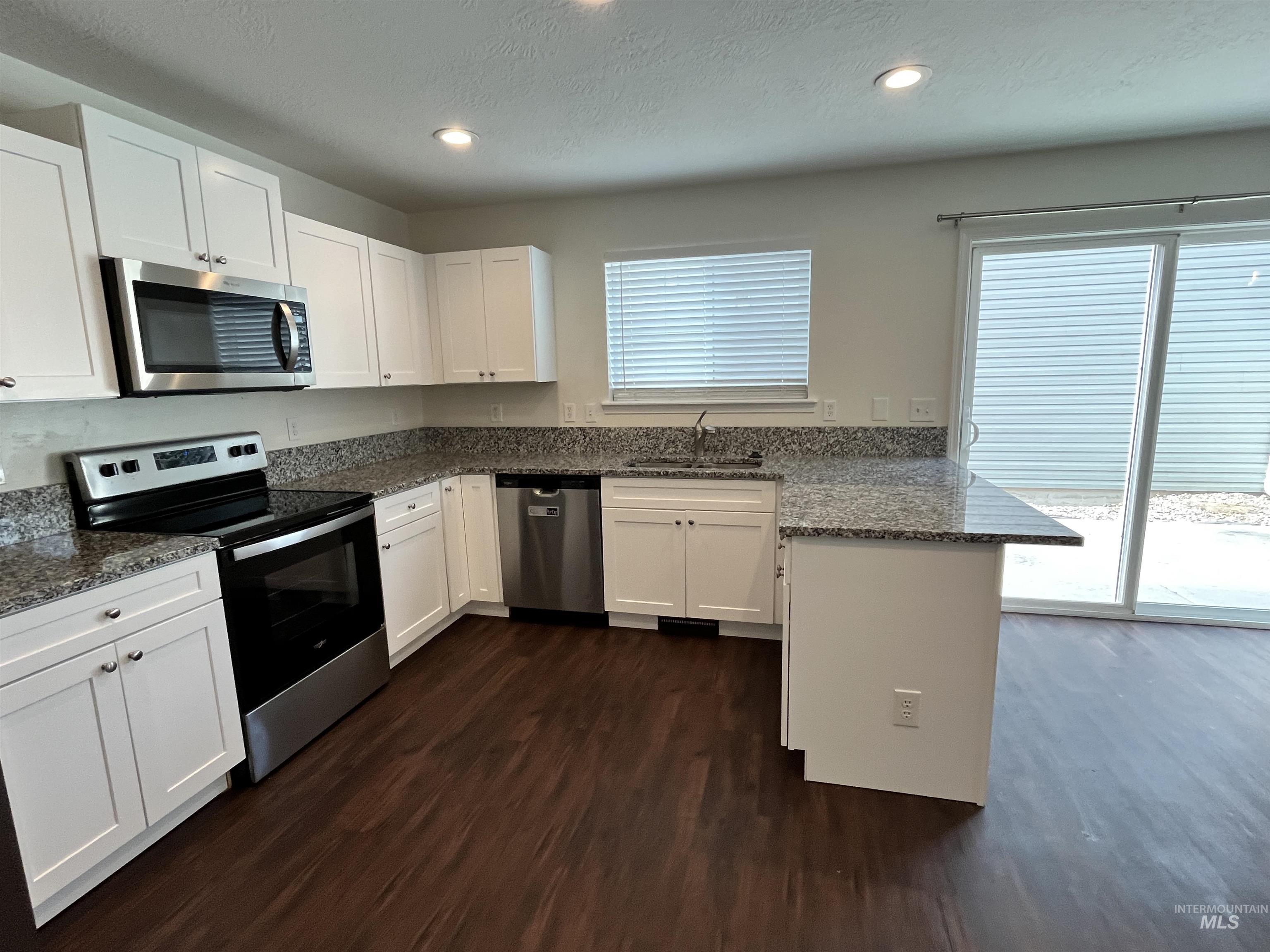 9201 W Shelterwood Drive, Boise, Idaho 83709, 4 Bedrooms, 2.5 Bathrooms, Residential For Sale, Price $400,000, 98970381