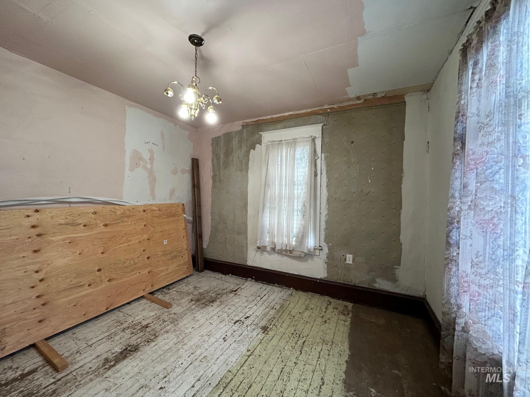 800 Culdesac Avenue, Culdesac, Idaho 83524, 3 Bedrooms, 1 Bathroom, Residential For Sale, Price $148,000, 98970382