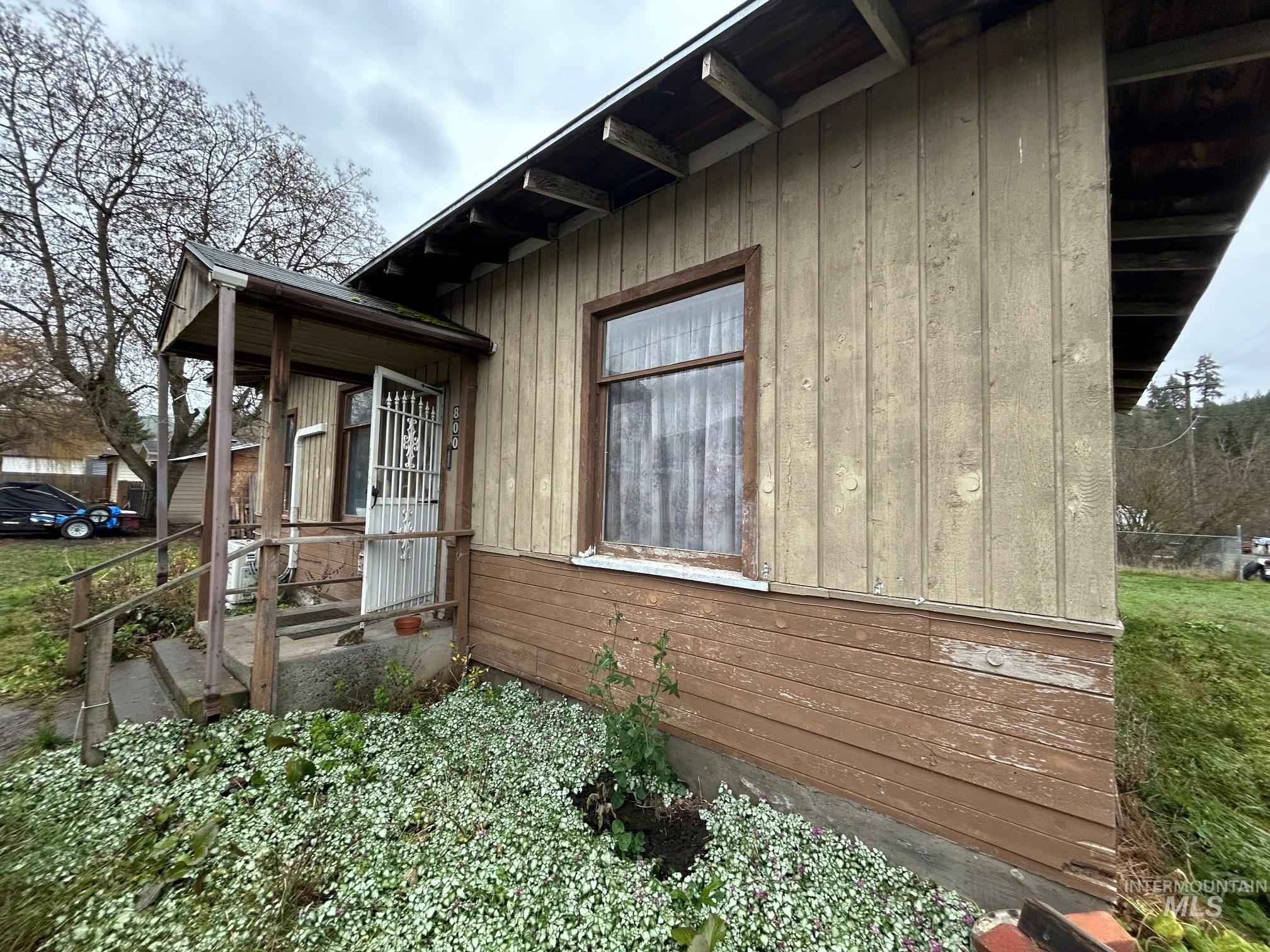 800 Culdesac Avenue, Culdesac, Idaho 83524, 3 Bedrooms, 1 Bathroom, Residential For Sale, Price $148,000, 98970382