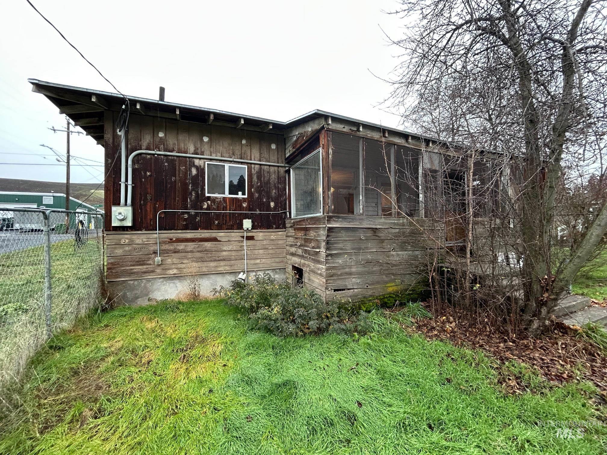 800 Culdesac Avenue, Culdesac, Idaho 83524, 3 Bedrooms, 1 Bathroom, Residential For Sale, Price $148,000, 98970382