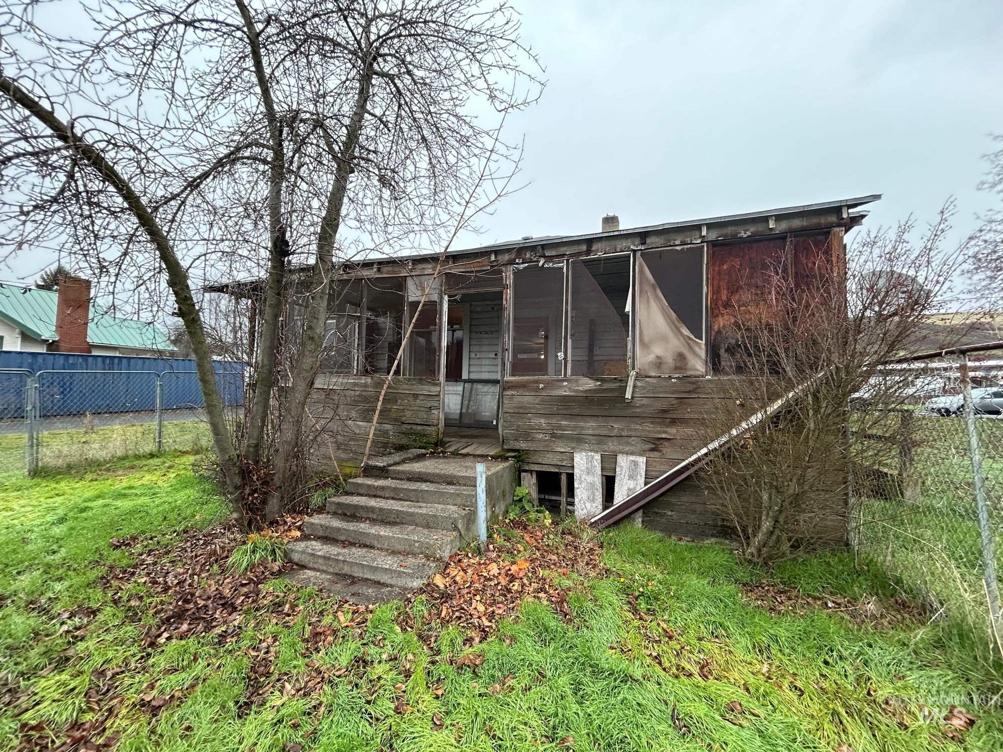 800 Culdesac Avenue, Culdesac, Idaho 83524, 3 Bedrooms, 1 Bathroom, Residential For Sale, Price $148,000, 98970382