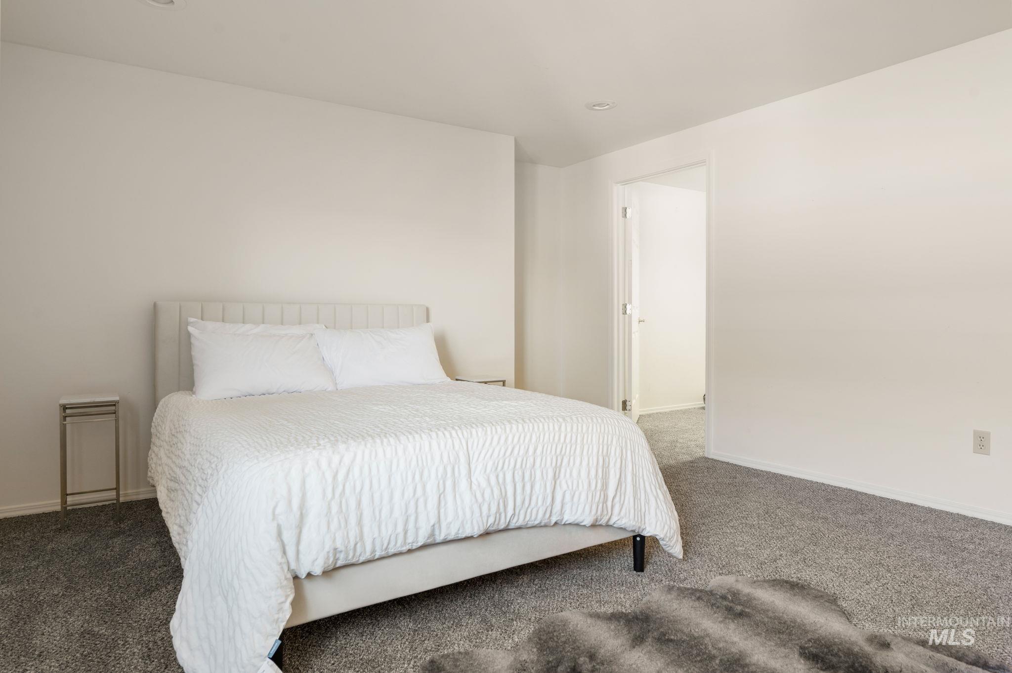 176 Marine View Drive, Lewiston, Idaho 83501, 5 Bedrooms, 3 Bathrooms, Residential For Sale, Price $825,000, 98970383