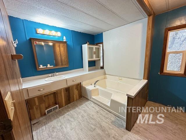 3336 Highway 8, Moscow, Idaho 83843, 3 Bedrooms, 2 Bathrooms, Residential For Sale, Price $85,000, 98970387