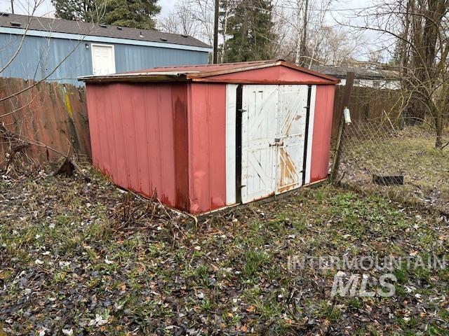 3336 Highway 8, Moscow, Idaho 83843, 3 Bedrooms, 2 Bathrooms, Residential For Sale, Price $85,000, 98970387