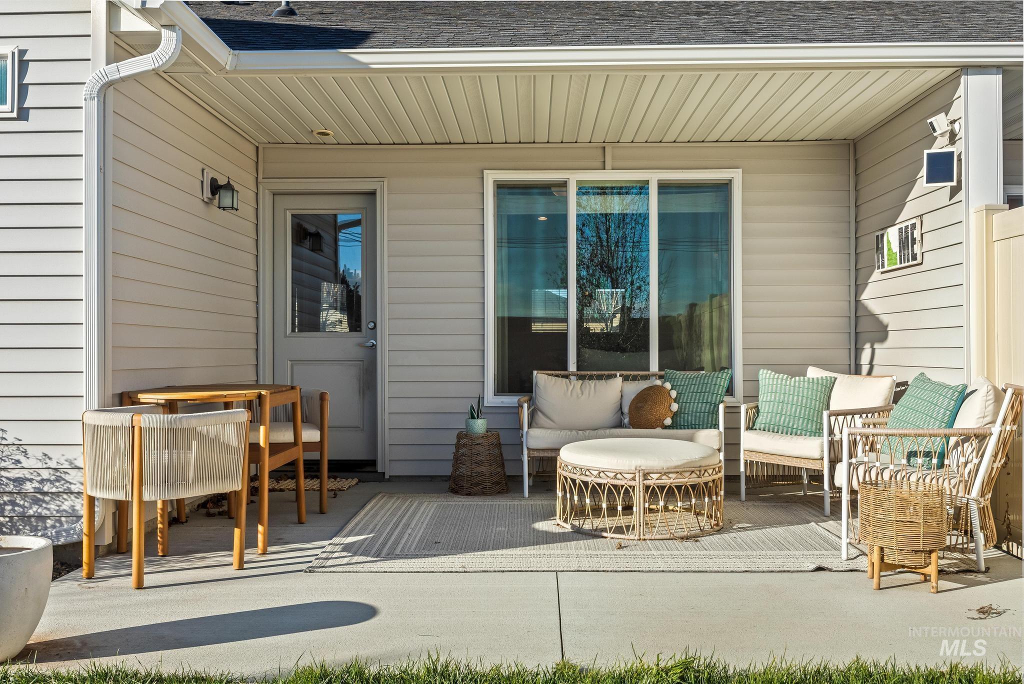 View of patio / terrace with outdoor lounge area