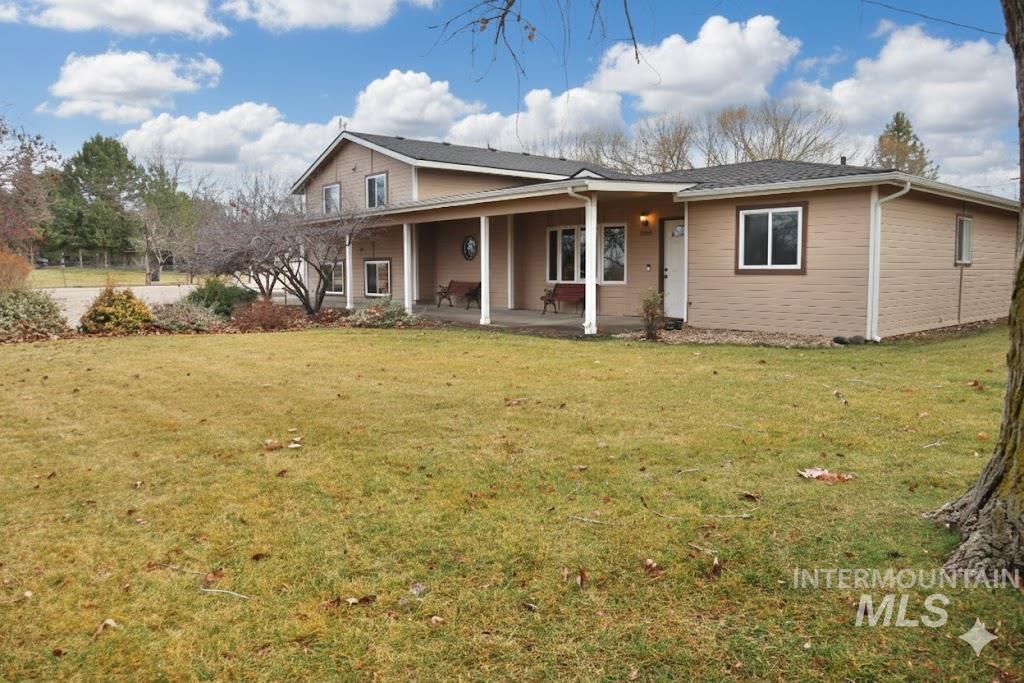 3815 W Columbia RD., Meridian, Idaho 83642, 5 Bedrooms, 2 Bathrooms, Residential For Sale, Price $709,000, 98970399