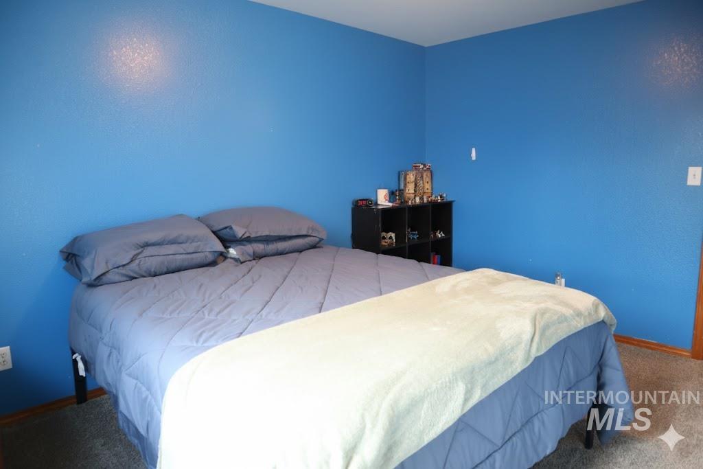 3815 W Columbia RD., Meridian, Idaho 83642, 5 Bedrooms, 2 Bathrooms, Residential For Sale, Price $709,000, 98970399