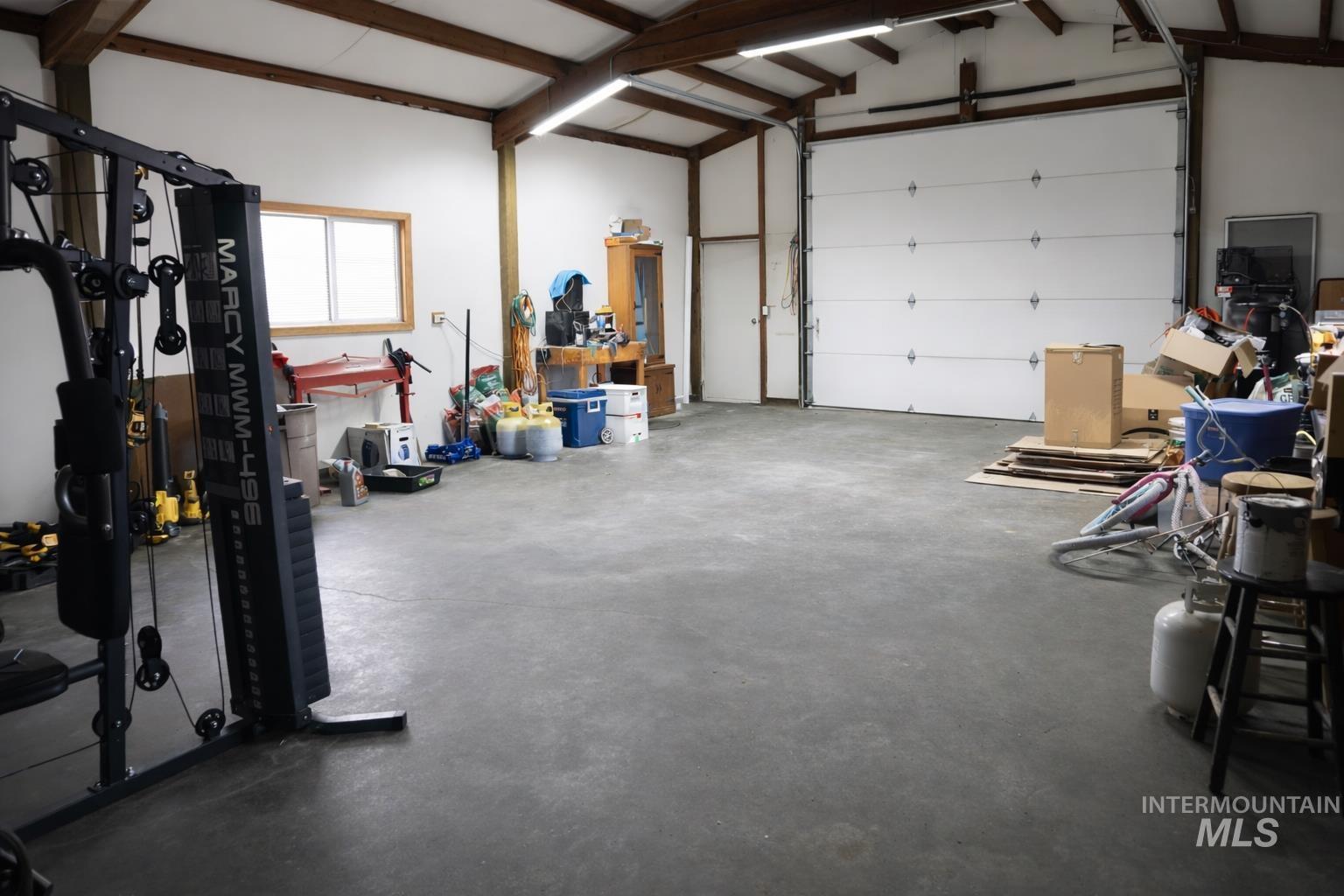 3815 W Columbia RD., Meridian, Idaho 83642, 5 Bedrooms, 2 Bathrooms, Residential For Sale, Price $709,000, 98970399