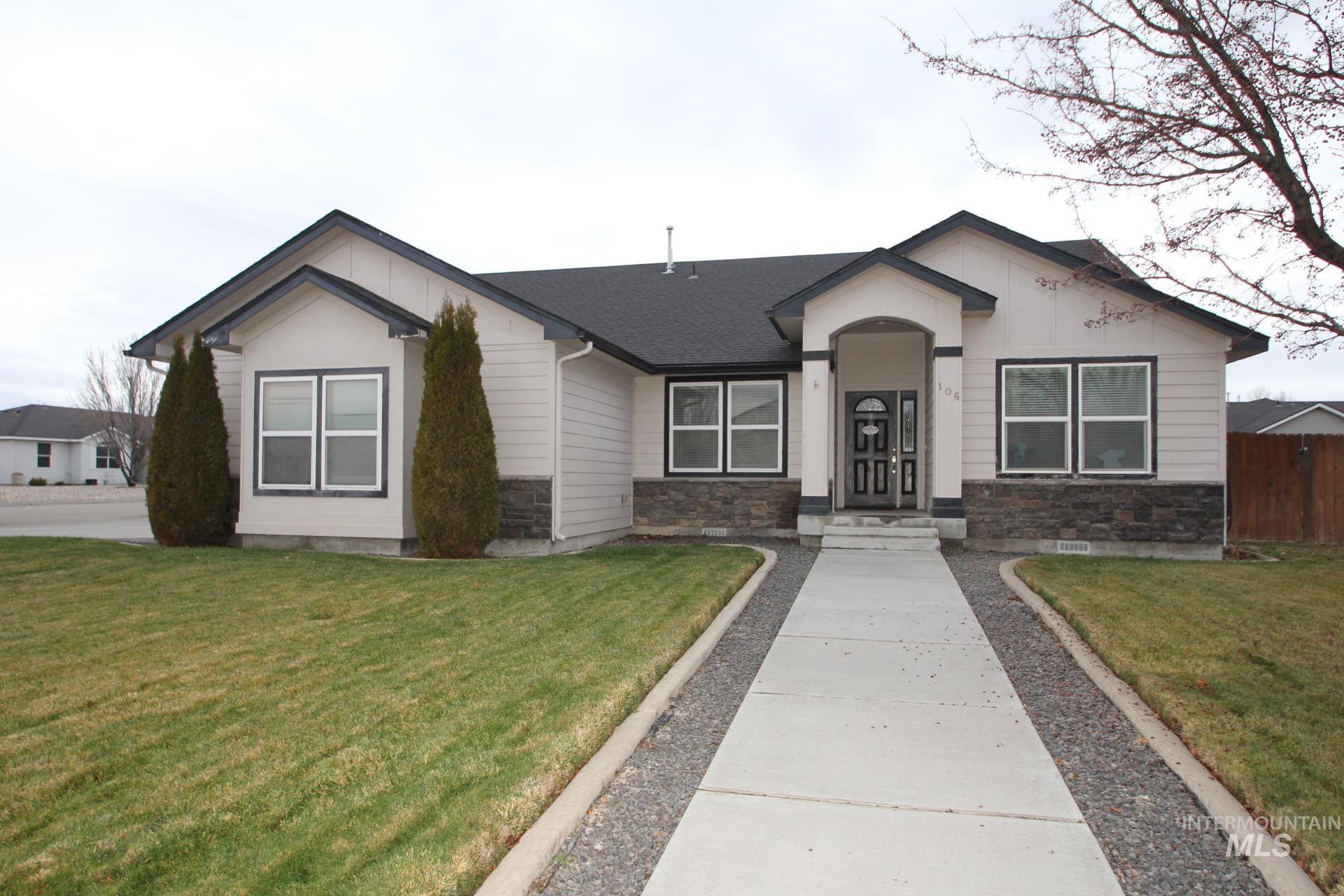 106 NE Windy Street, Mountain Home, Idaho 83647, 3 Bedrooms, 2 Bathrooms, Residential For Sale, Price $389,900, 98970400