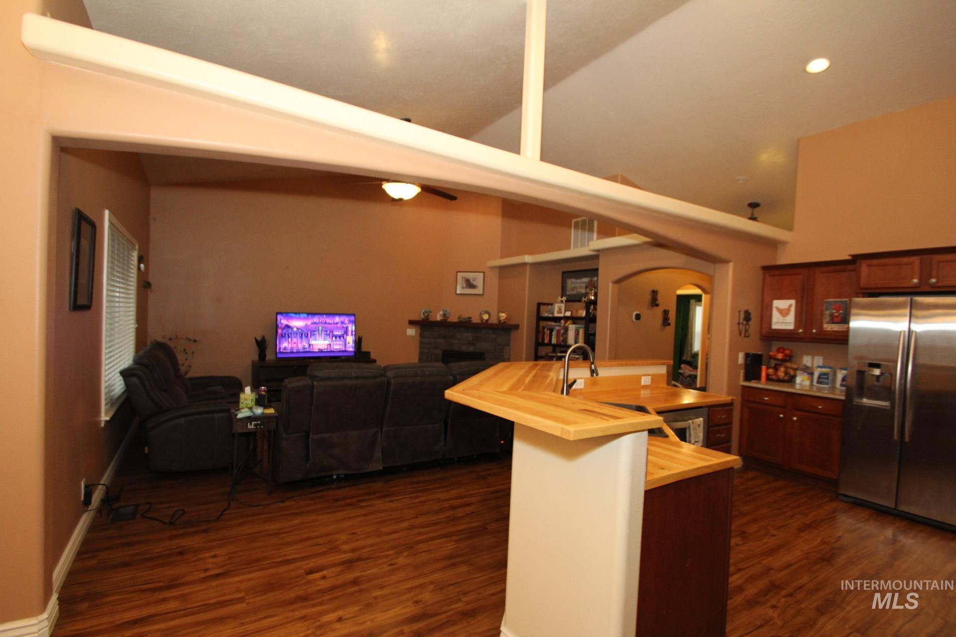 106 NE Windy Street, Mountain Home, Idaho 83647, 3 Bedrooms, 2 Bathrooms, Residential For Sale, Price $389,900, 98970400