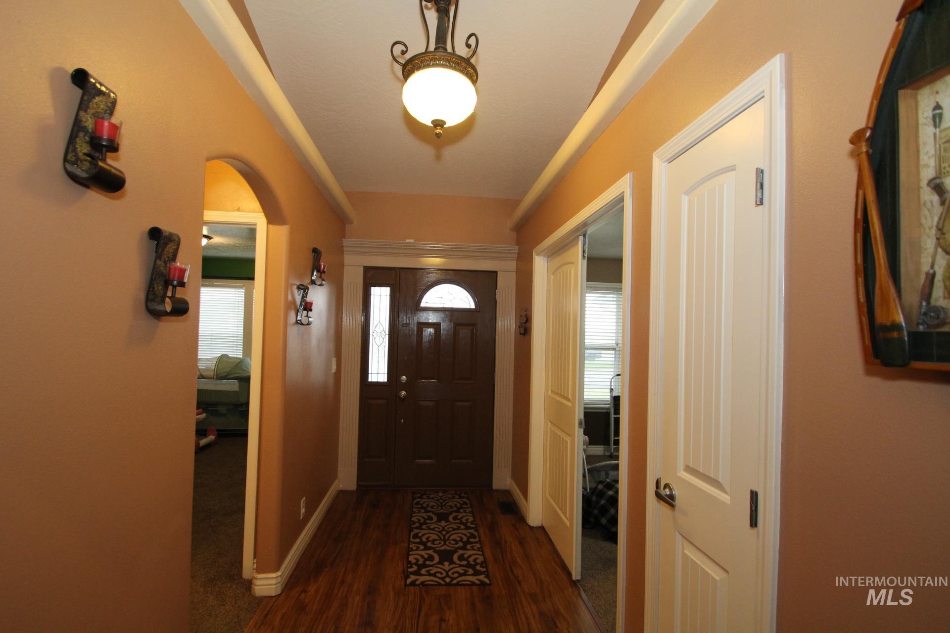 106 NE Windy Street, Mountain Home, Idaho 83647, 3 Bedrooms, 2 Bathrooms, Residential For Sale, Price $389,900, 98970400