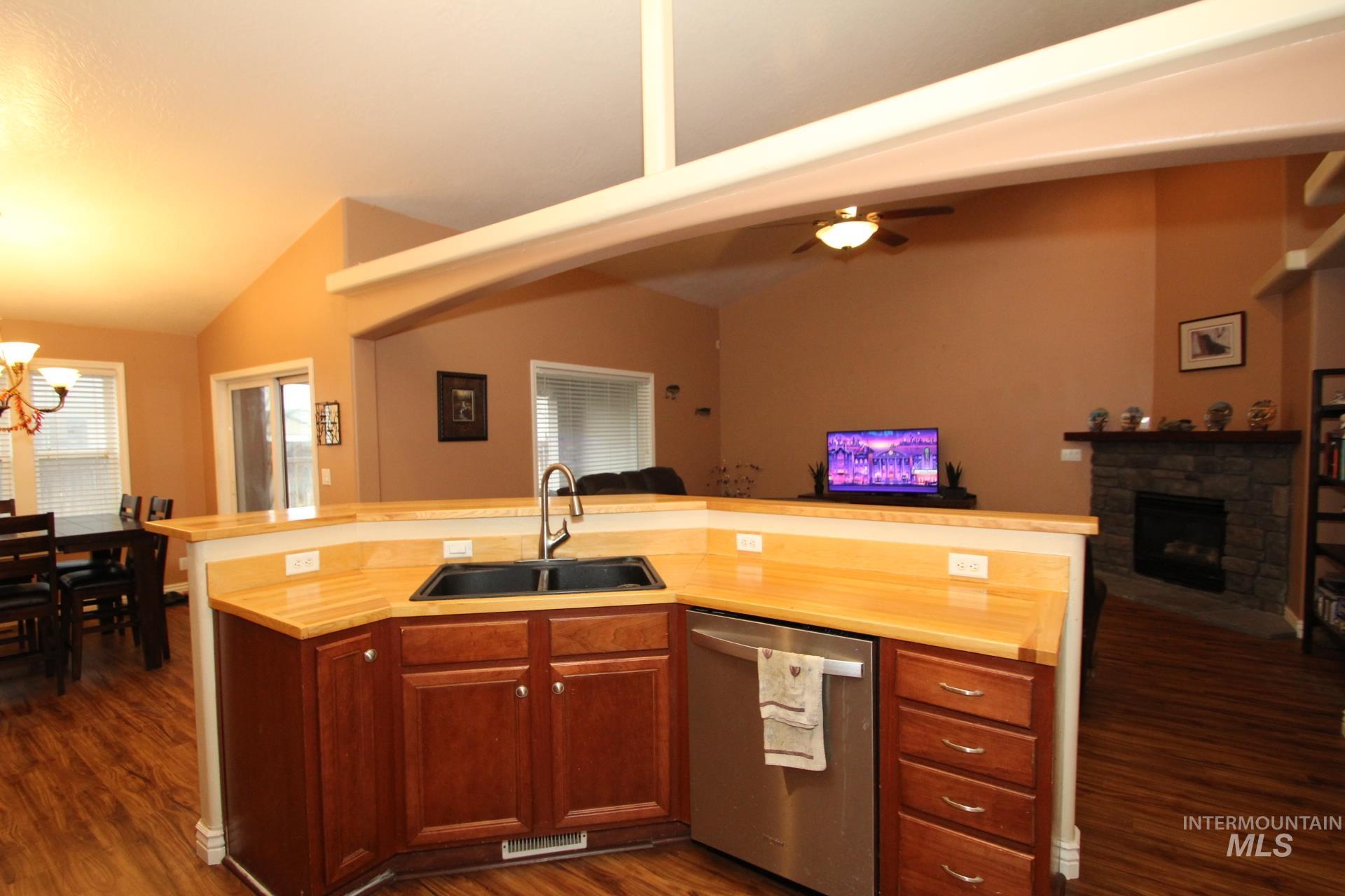 106 NE Windy Street, Mountain Home, Idaho 83647, 3 Bedrooms, 2 Bathrooms, Residential For Sale, Price $389,900, 98970400