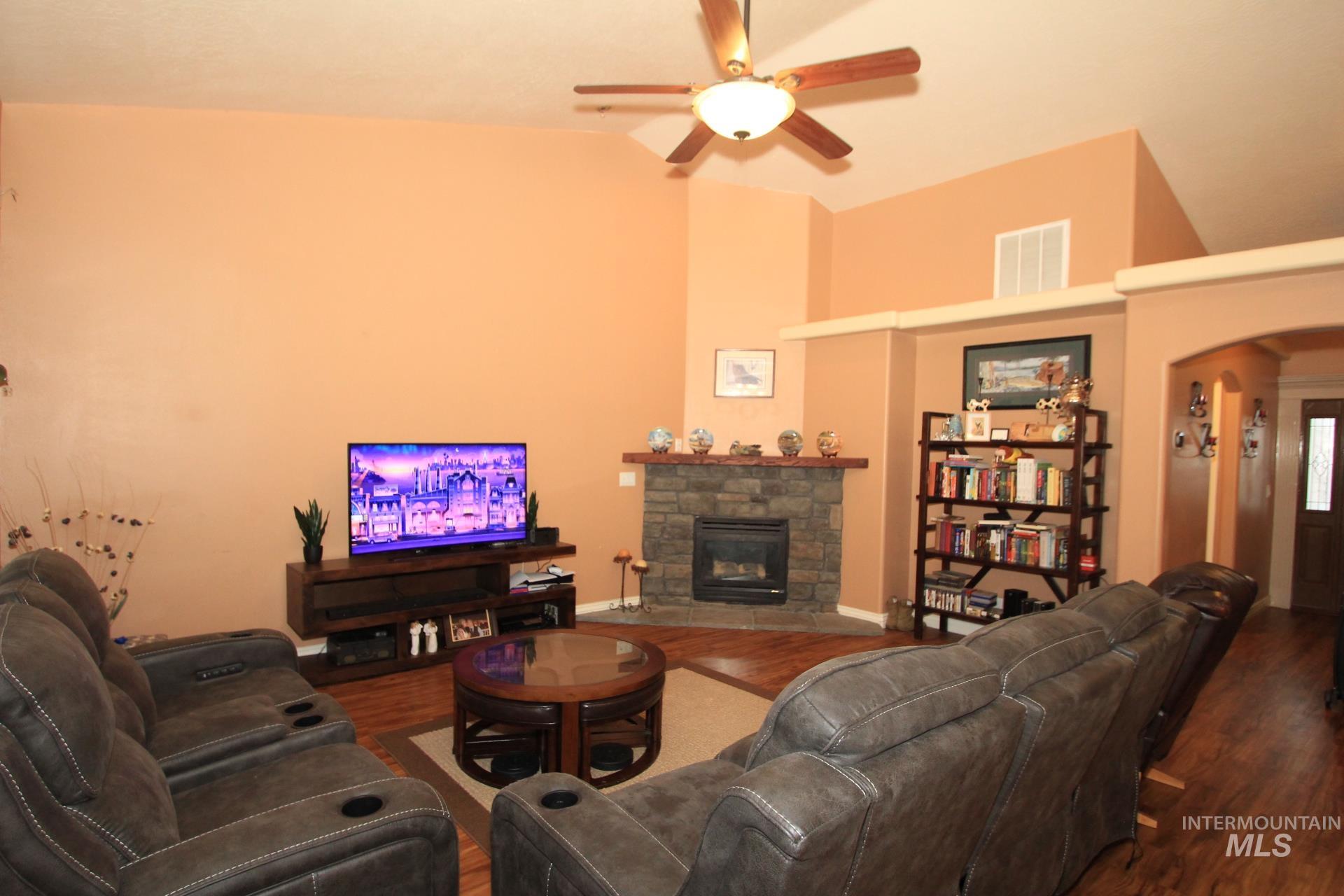 106 NE Windy Street, Mountain Home, Idaho 83647, 3 Bedrooms, 2 Bathrooms, Residential For Sale, Price $389,900, 98970400