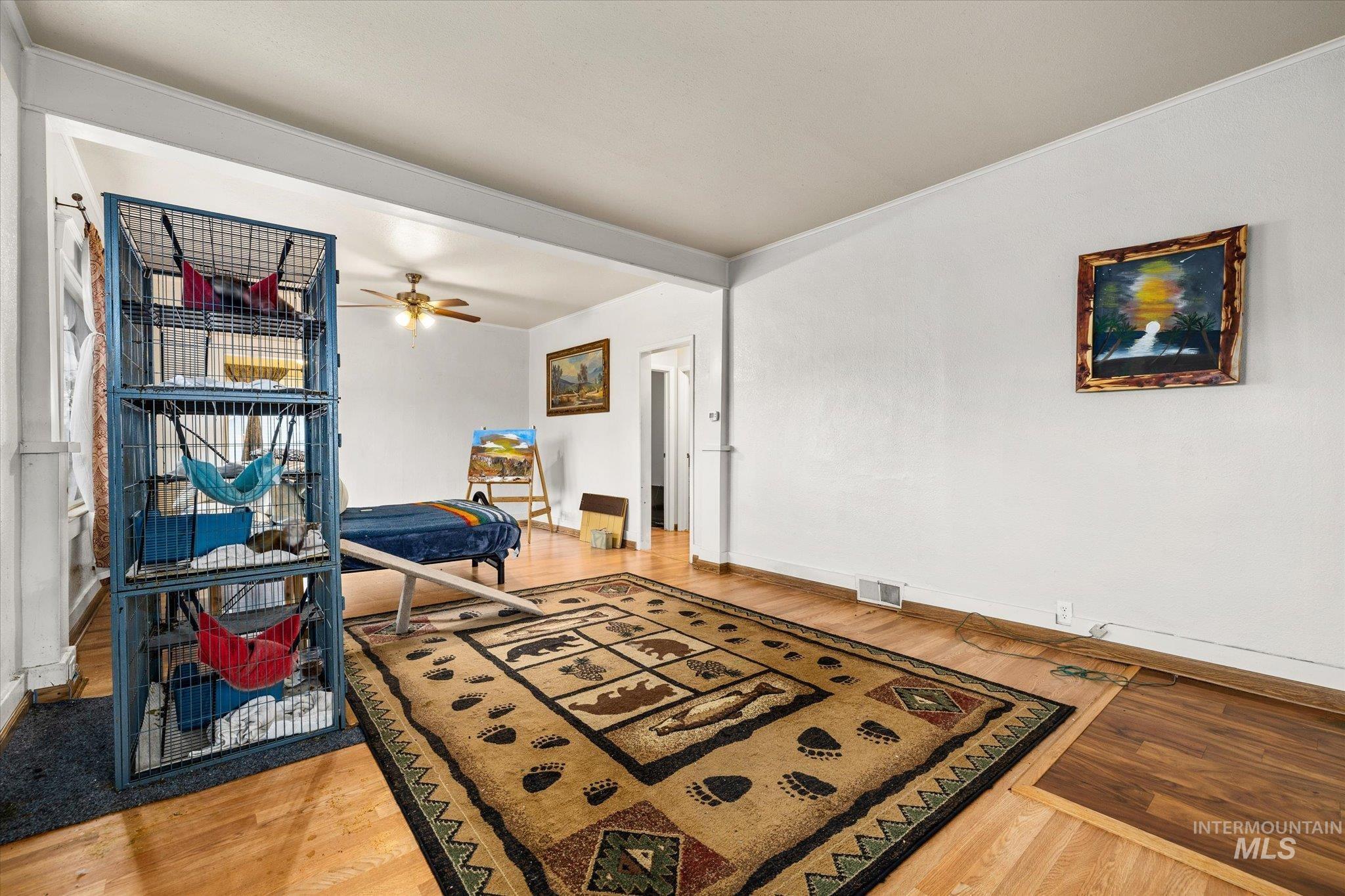 8 E Arthur Ave, Glenns Ferry, Idaho 83623, 3 Bedrooms, 2 Bathrooms, Residential For Sale, Price $310,000, 98970402