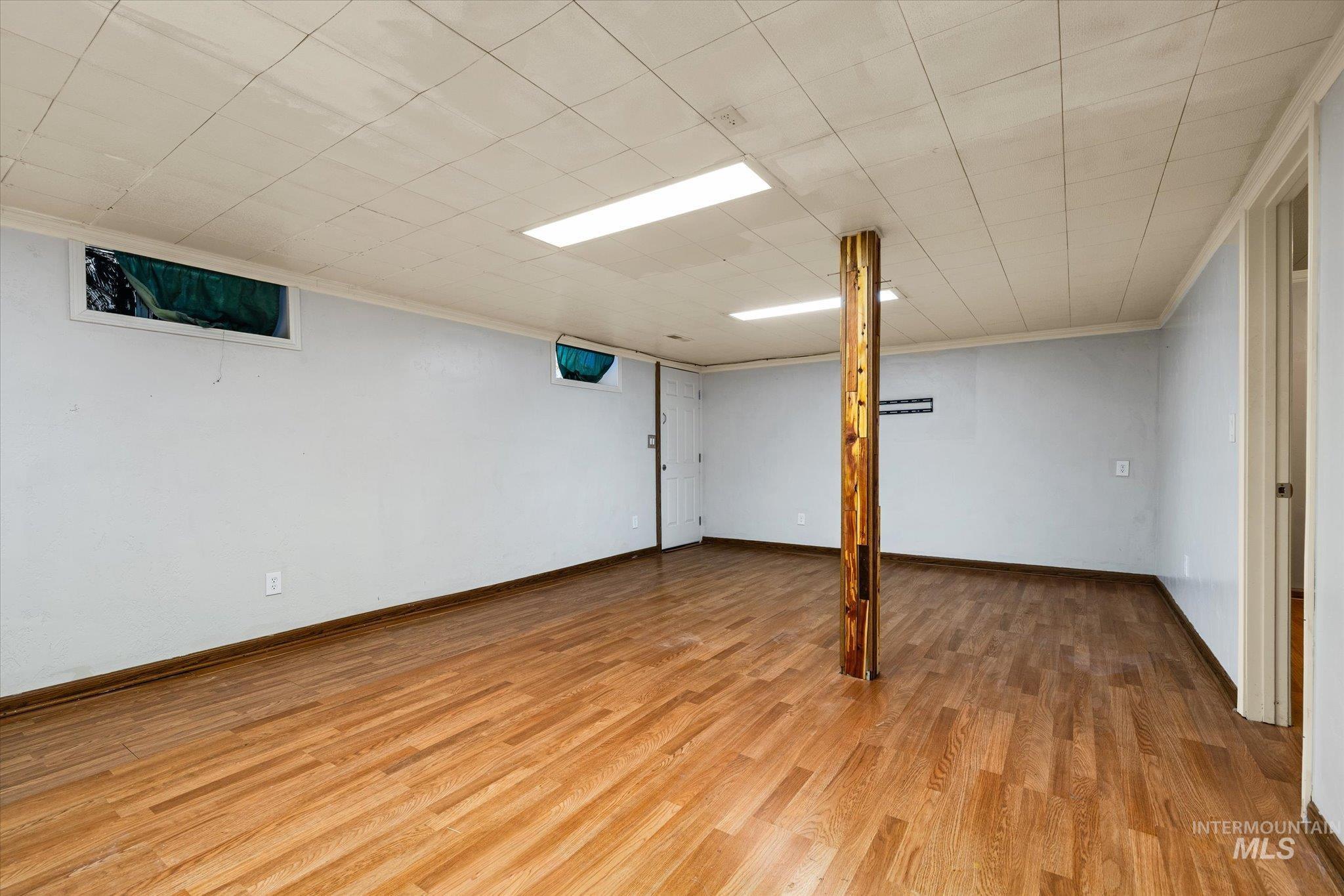 8 E Arthur Ave, Glenns Ferry, Idaho 83623, 3 Bedrooms, 2 Bathrooms, Residential For Sale, Price $310,000, 98970402