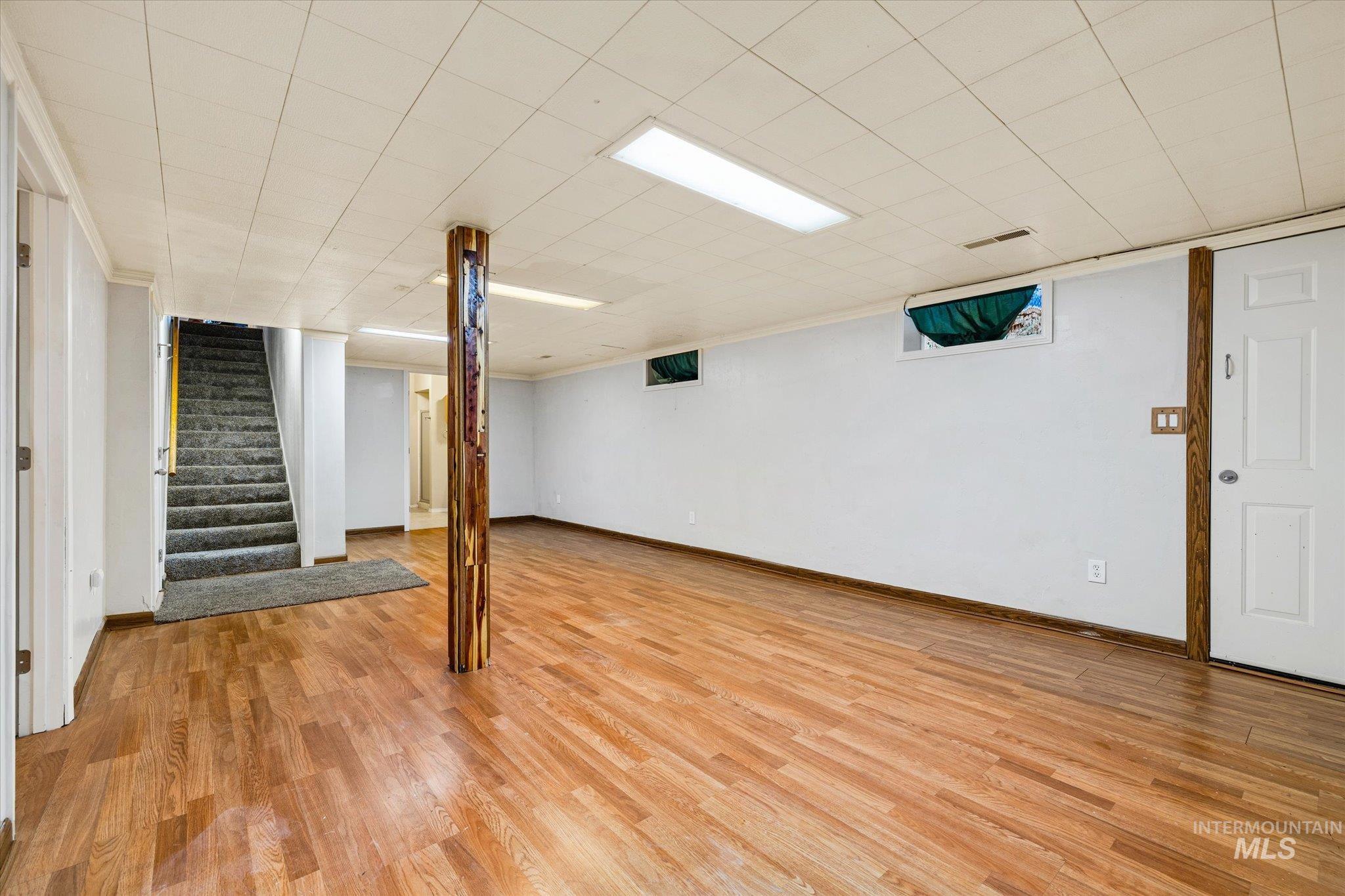 8 E Arthur Ave, Glenns Ferry, Idaho 83623, 3 Bedrooms, 2 Bathrooms, Residential For Sale, Price $310,000, 98970402