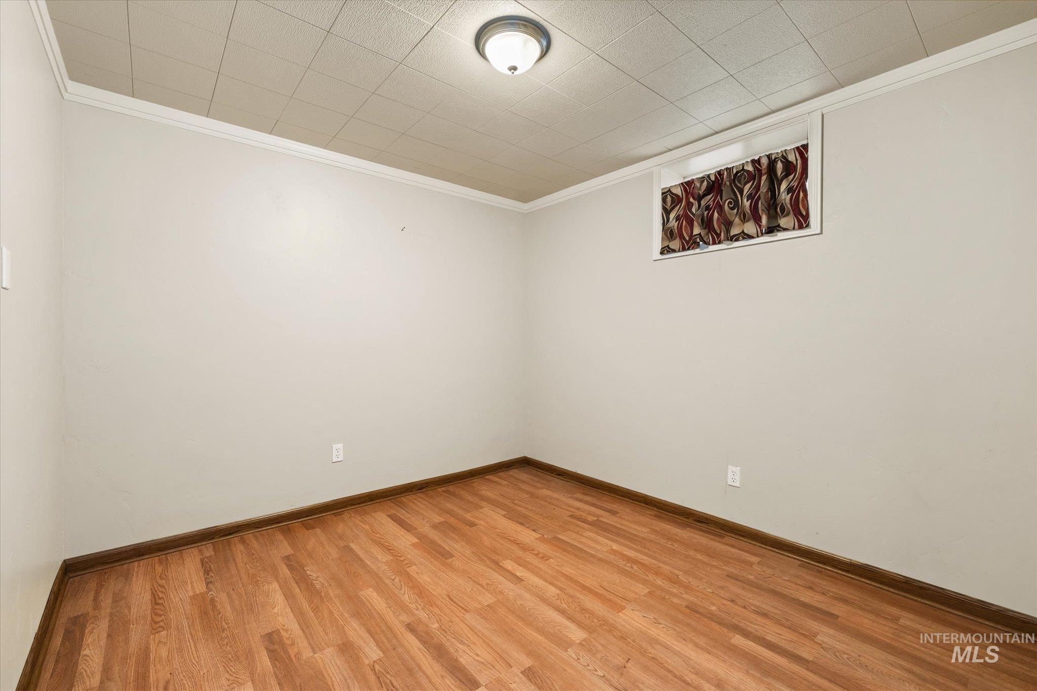 8 E Arthur Ave, Glenns Ferry, Idaho 83623, 3 Bedrooms, 2 Bathrooms, Residential For Sale, Price $310,000, 98970402